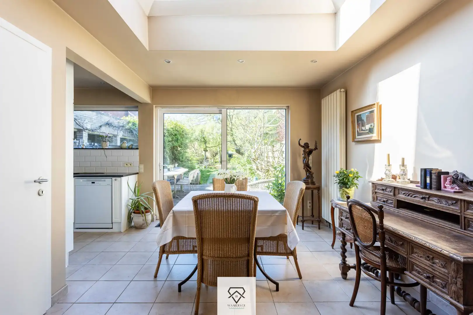 Gezinswoning met tuin en veel potentieel in het gegeerde Oostakker foto 15