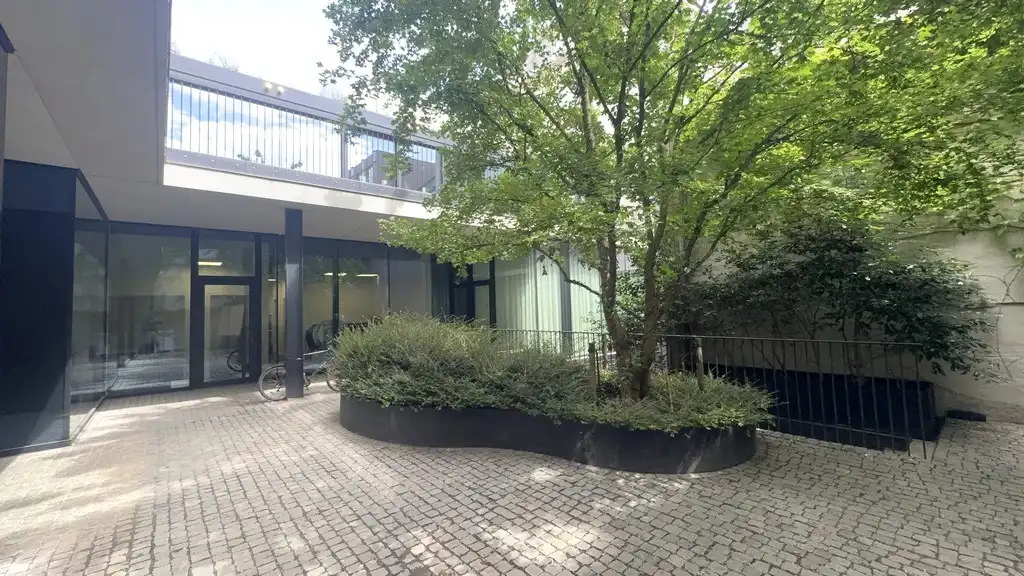 Stijlvol ingericht kantoor te huur nabij station Gent-Dampoort foto 19