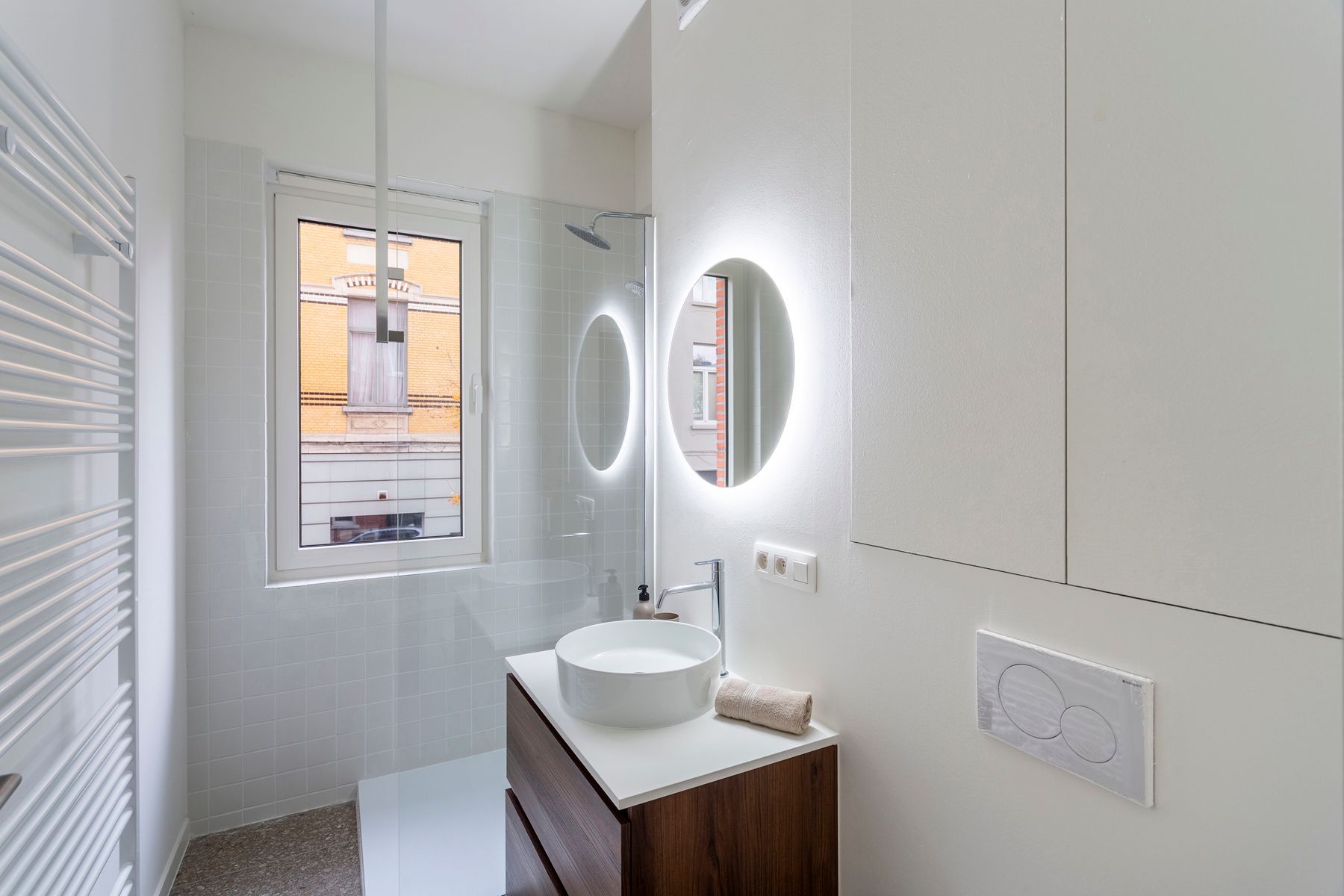 Stijlvol gerenoveerd appartement op toplocatie! foto 8