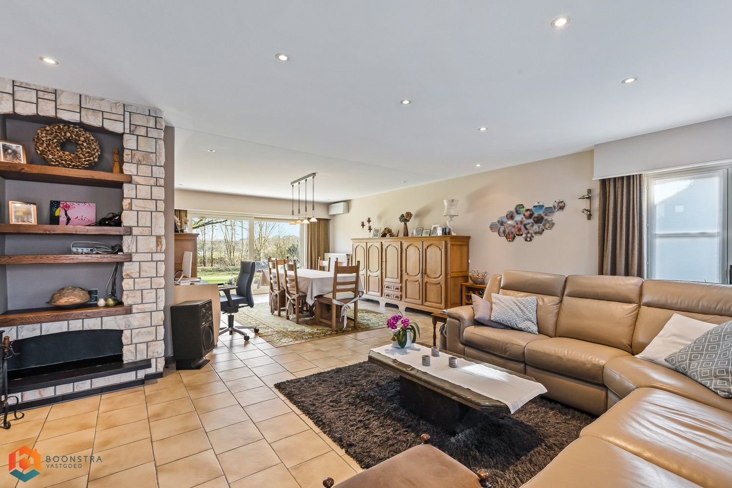 Instapklare woning met 5 slpkrs te OLV-Waver op 1983 m² foto 3