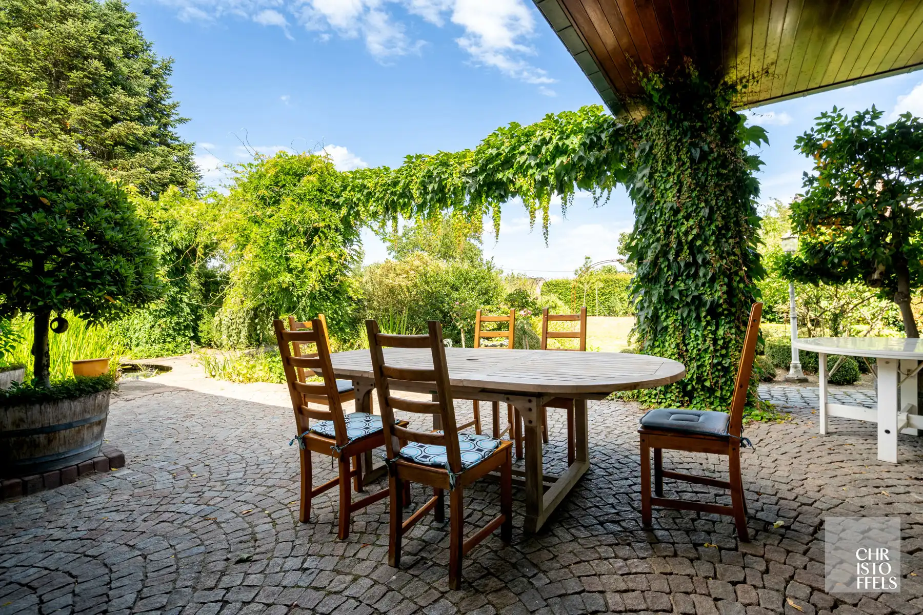 Riante en verzorgde villa van 694m2 op 1ha 00a 18ca! foto 21