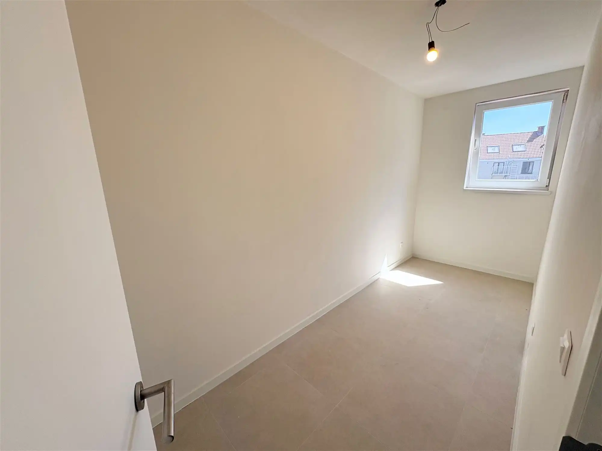 Prachtige vernieuwd 2 slpk appartement. foto 9