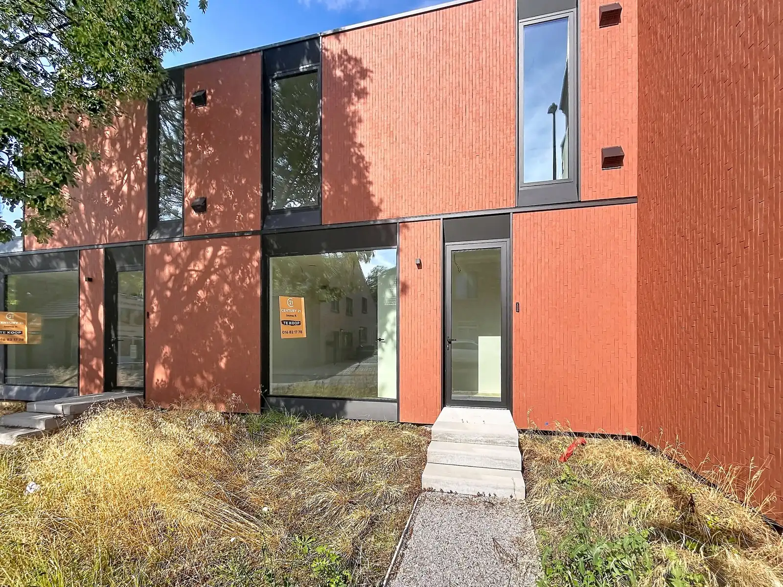 Instapklare nieuwbouwwoning – incl. BTW & registratie €346.990 ✨ foto {{pictureIndex}}