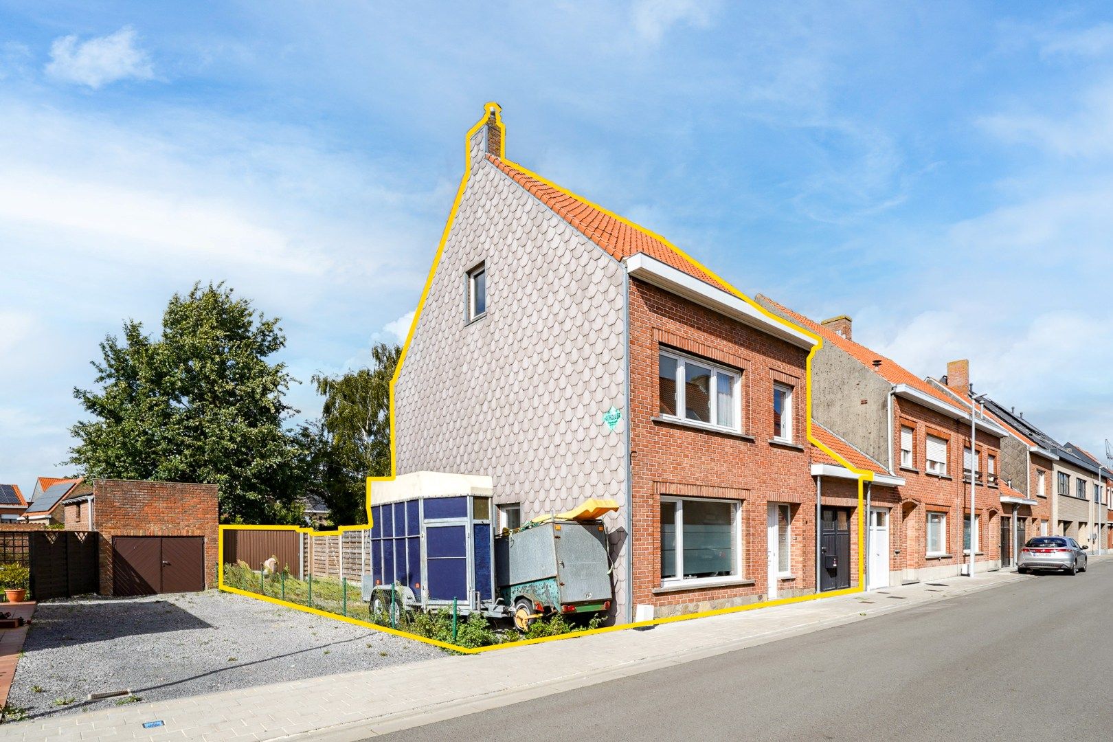 Ruime eengezinswoning met 3 slaapkamers en 2 garages in centrum Oudenburg foto 21