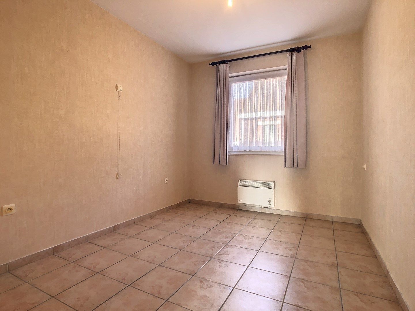 Centraal gelegen appartement met garage én extra staanplaats in centrum Staden foto 5