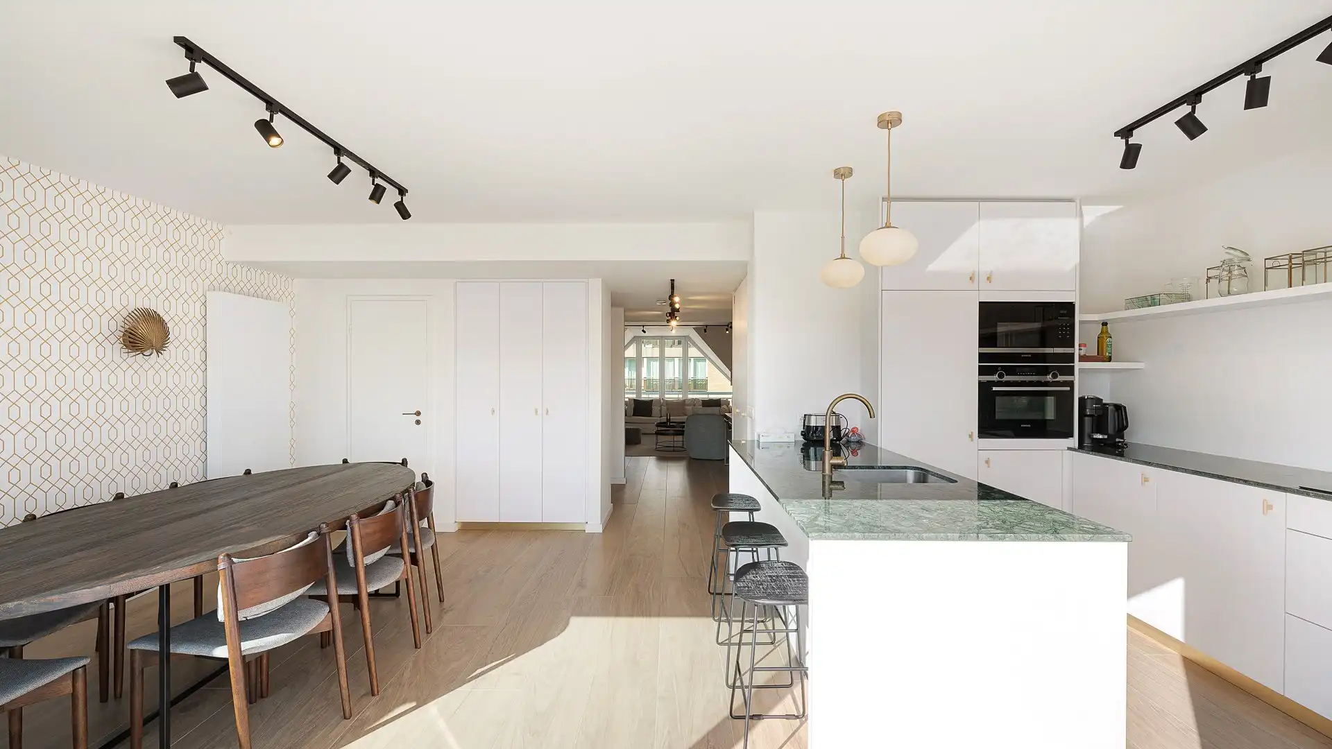 Instapklaar gemeubeld appartement met zeezicht te Knokke. foto 10
