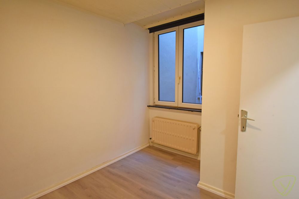 Ruim appartement gelegen nabij de Markt van Eeklo foto 12