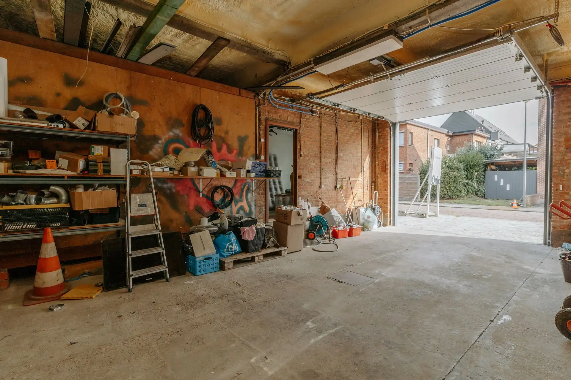 Unieke woning met magazijn in Boom foto 30
