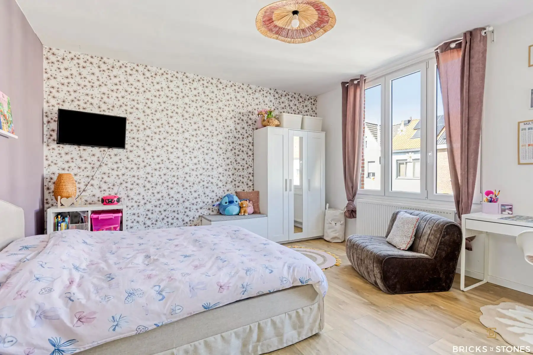 Leuke instapklare woning met 4 slpkms en tuin foto 18