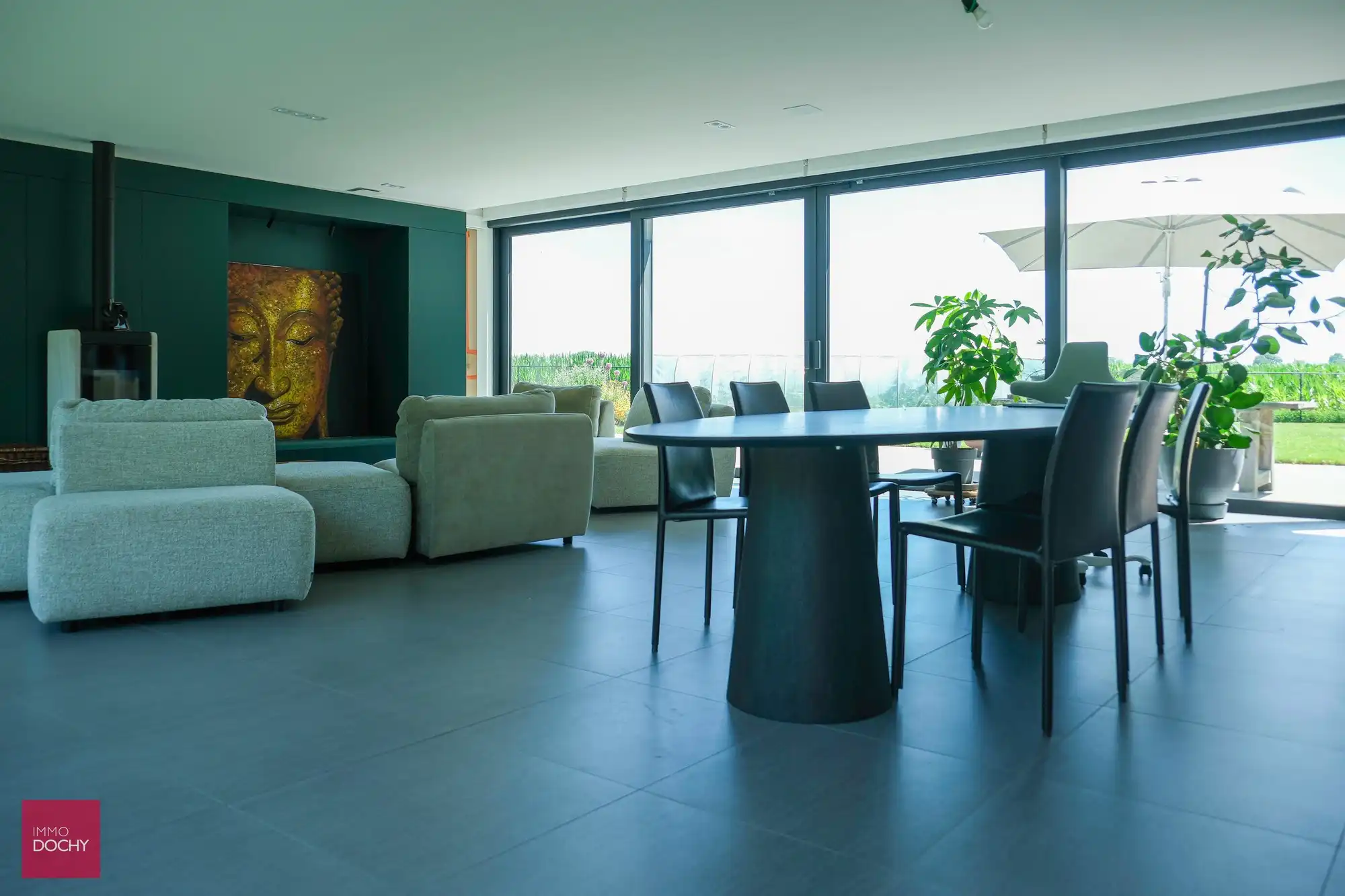 Tijdloze luxe-villa met landelijk zicht foto 19