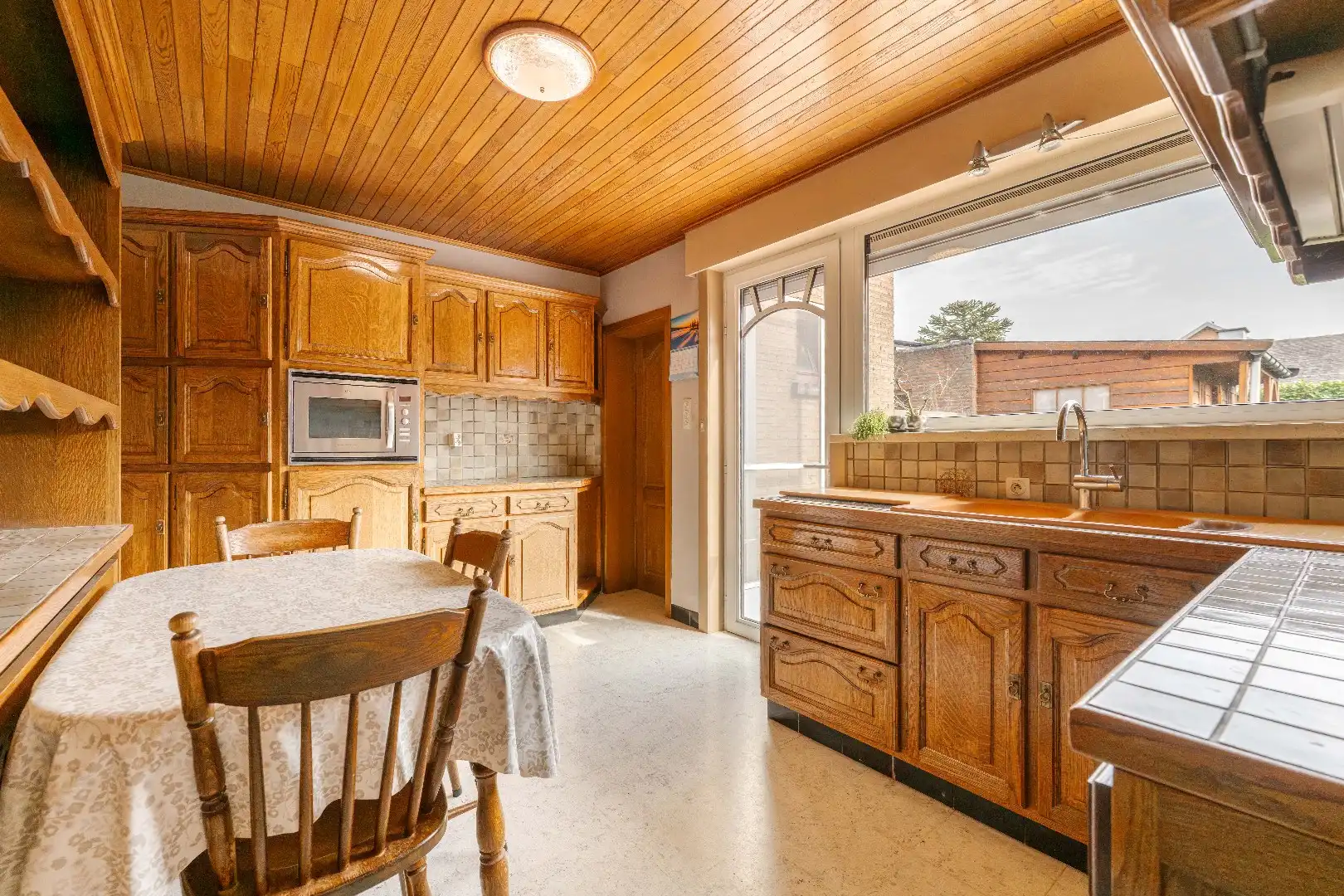 RUIME HALF OPEN BEBOUWING OP 312 m² | GARAGE |  TUIN foto 5