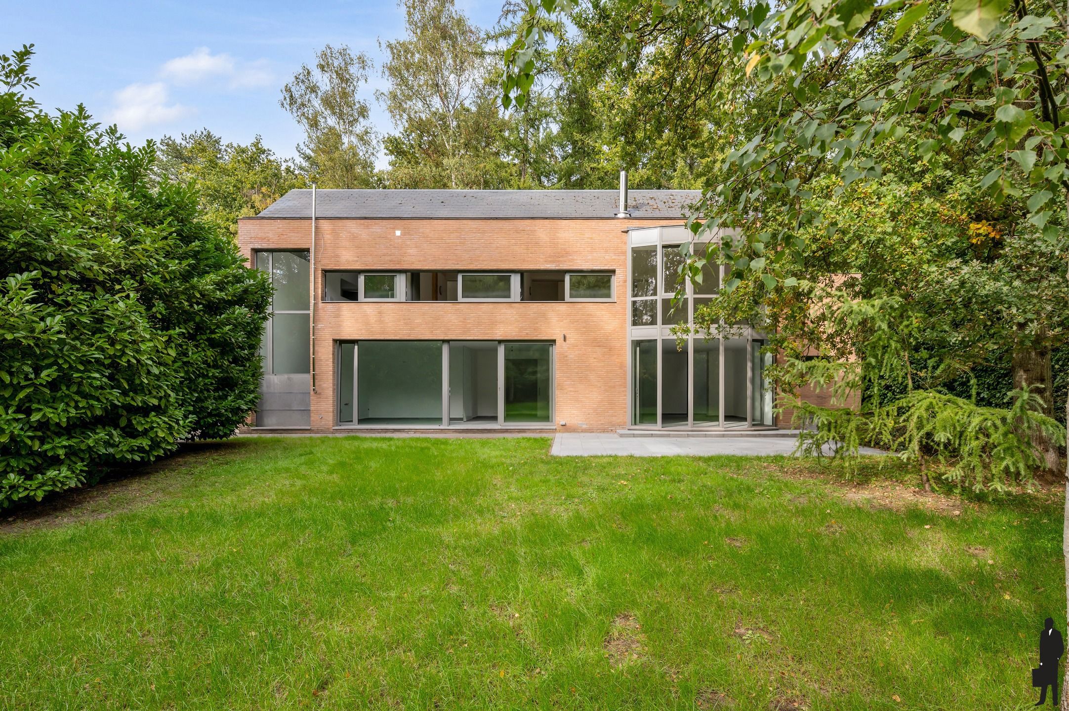 Ruime villa op een zonnig perceel van ca. 3.478m²! foto 26