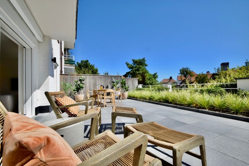 Subliem tuinappartement met zonneterras van 72m2 in een karaktervolle villaresidentie in een paadje. foto 3