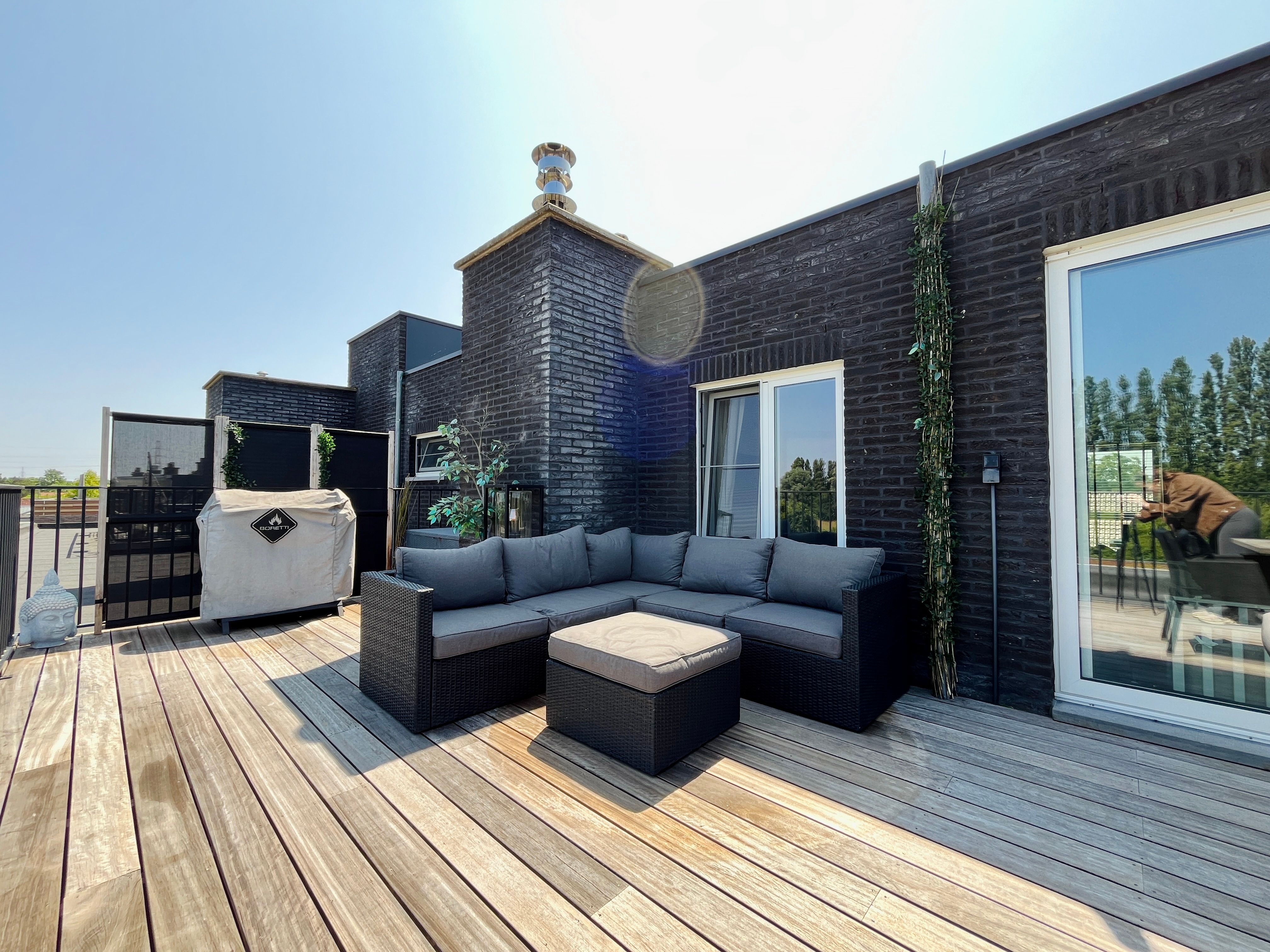 Penthouse te koop in Lint.  Modern wonen met een vleugje rust in de Zuidrand van Antwerpen! foto 24