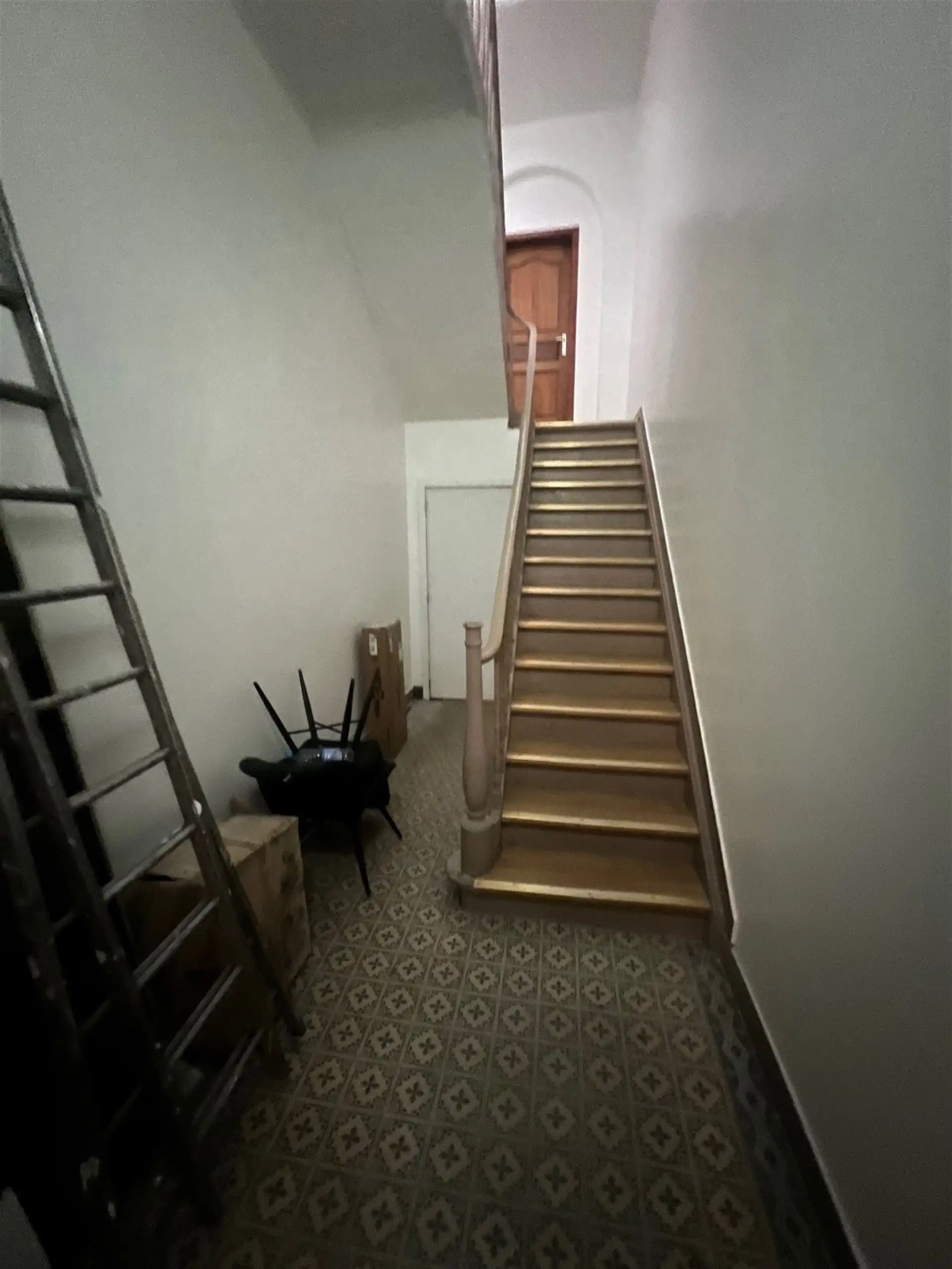 Opbrengsteigendom met commerciële gelijkvloers en 6 appartementen foto 5