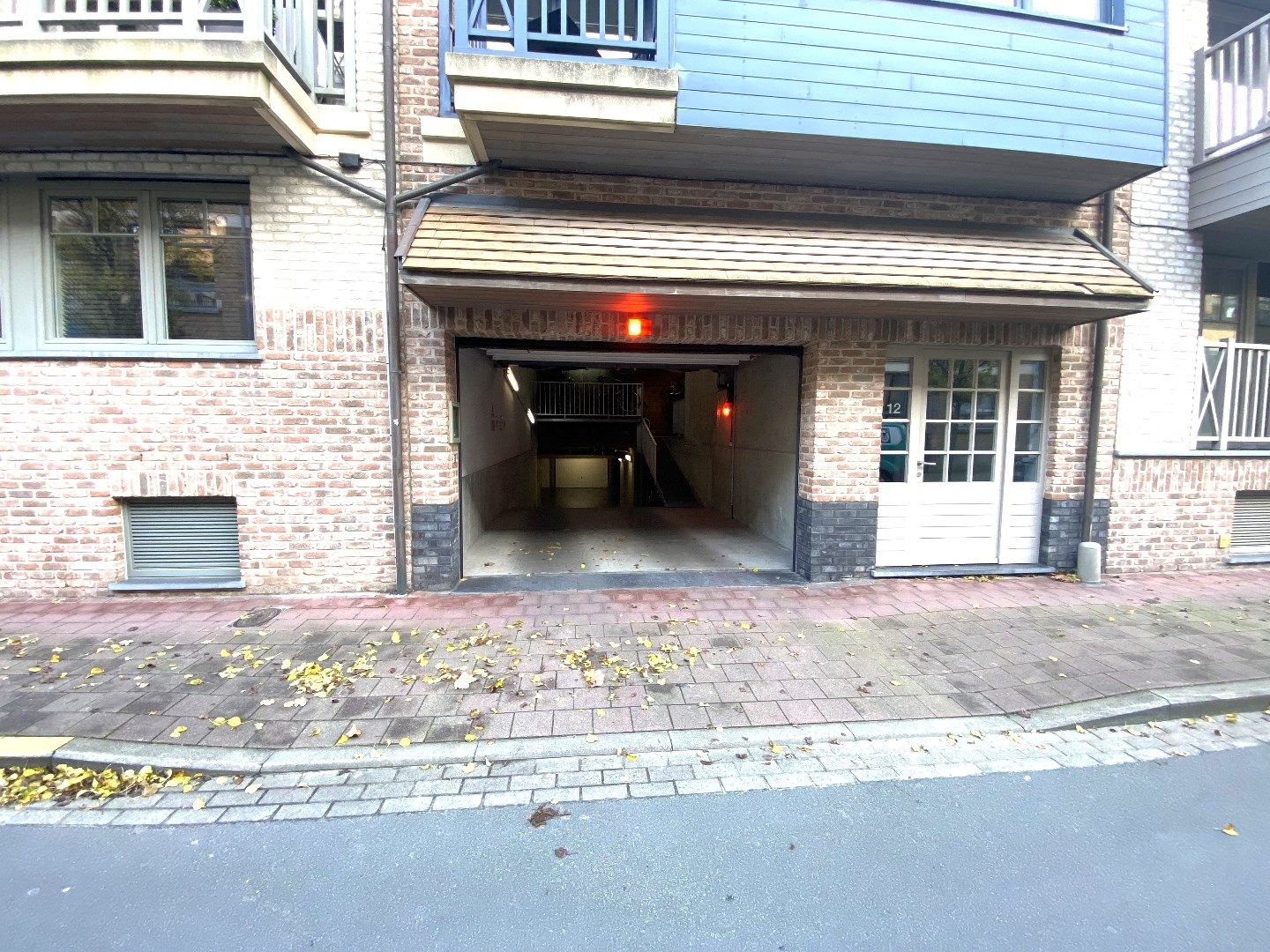 Garagebox nabij de Lippenslaan foto {{pictureIndex}}