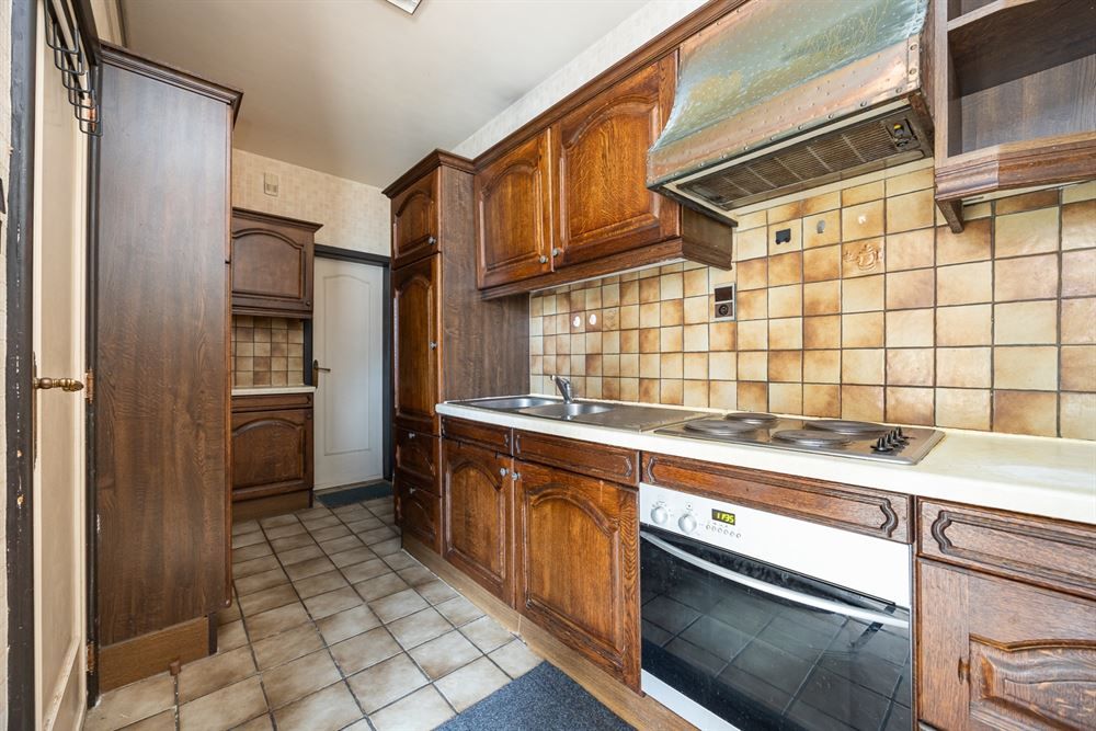 Te renoveren woning foto 8
