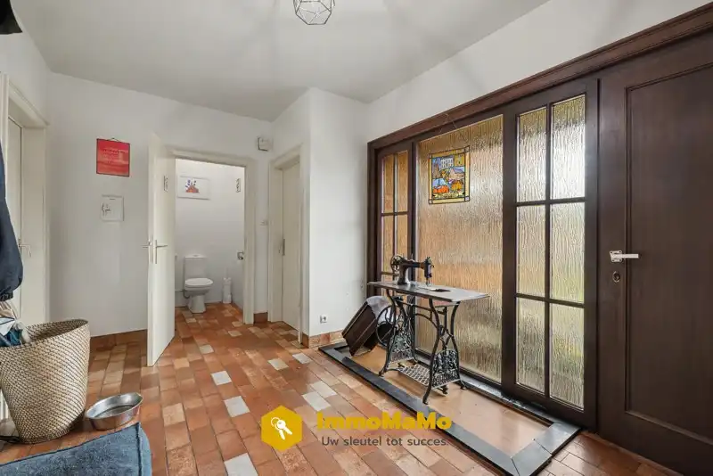 VERKOCHT - VILLA MET 4 SLAAPKAMERS EN TUIN&WEIDE (3314m²) EN 3 PAARDENSTALLEN foto 7
