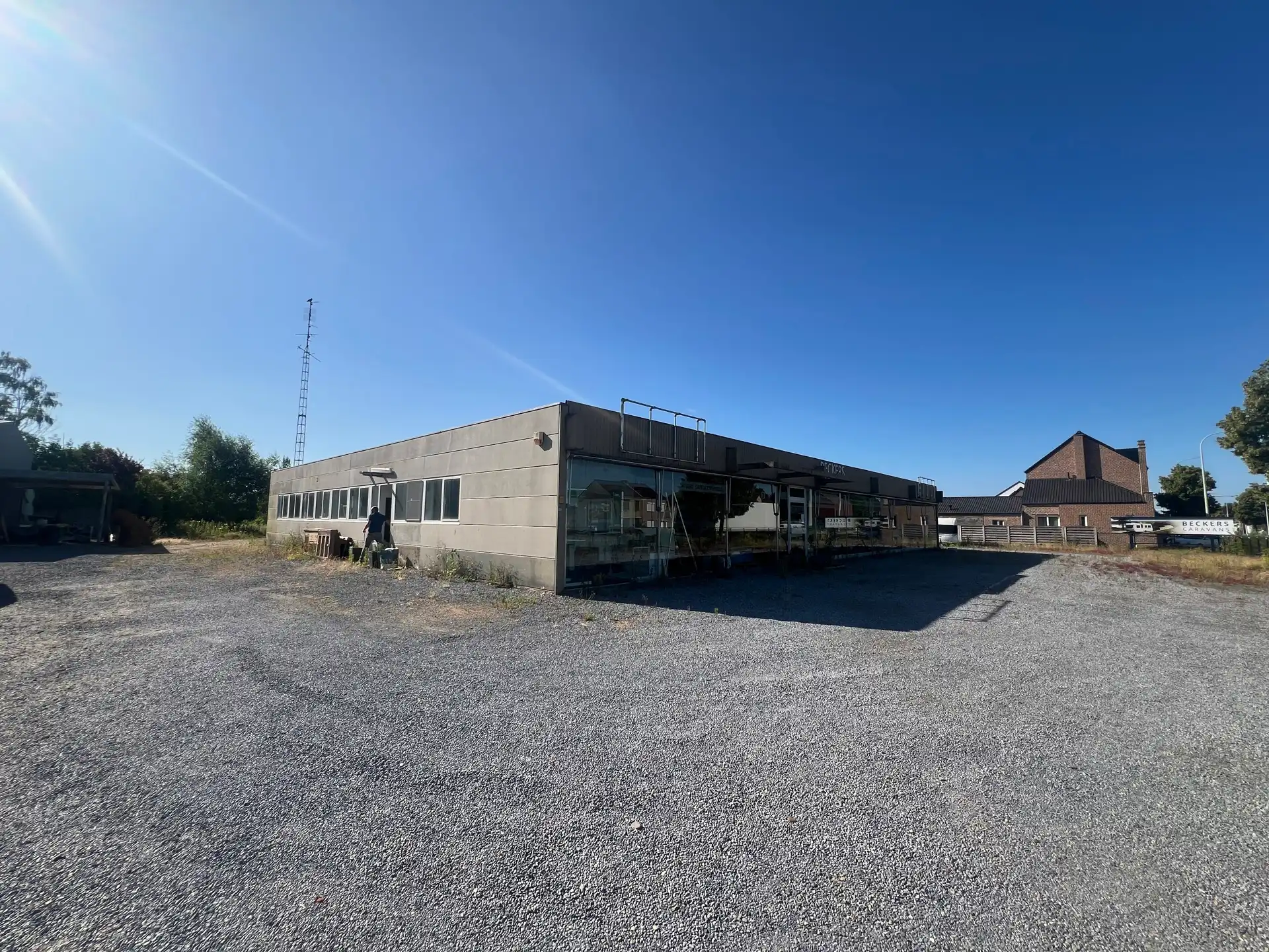 Te koop: commercieel gebouw of projectlocatie in Dilsen-Stokkem foto 4