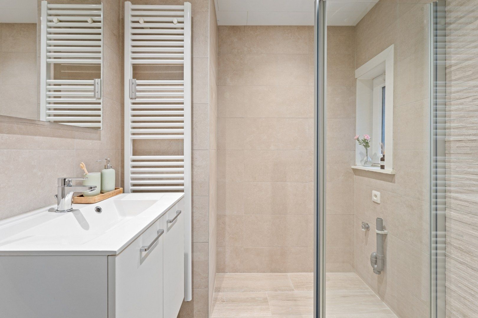 Met zorg gerenoveerd appartement op prachtige ligging met lateraal zeezicht en gunstig EPC-label B foto 11