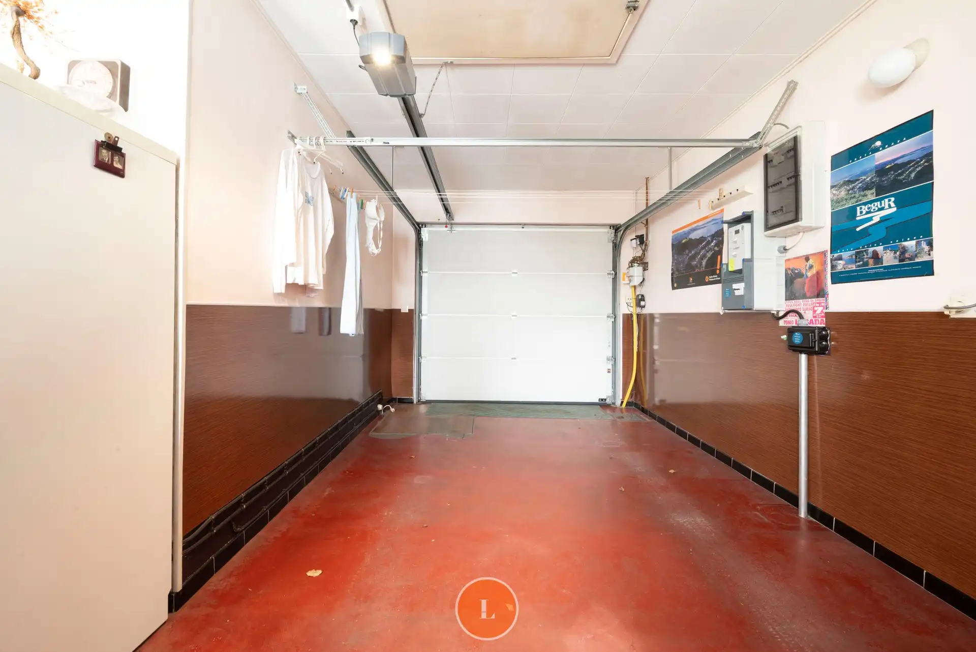 Gelijkvloerse woning met 3 slaapkamers en garage. foto 16