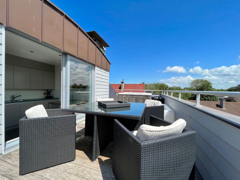 Luxueus Appartement met Groot Zonneterras en Garage in Oostduinkerke foto 12