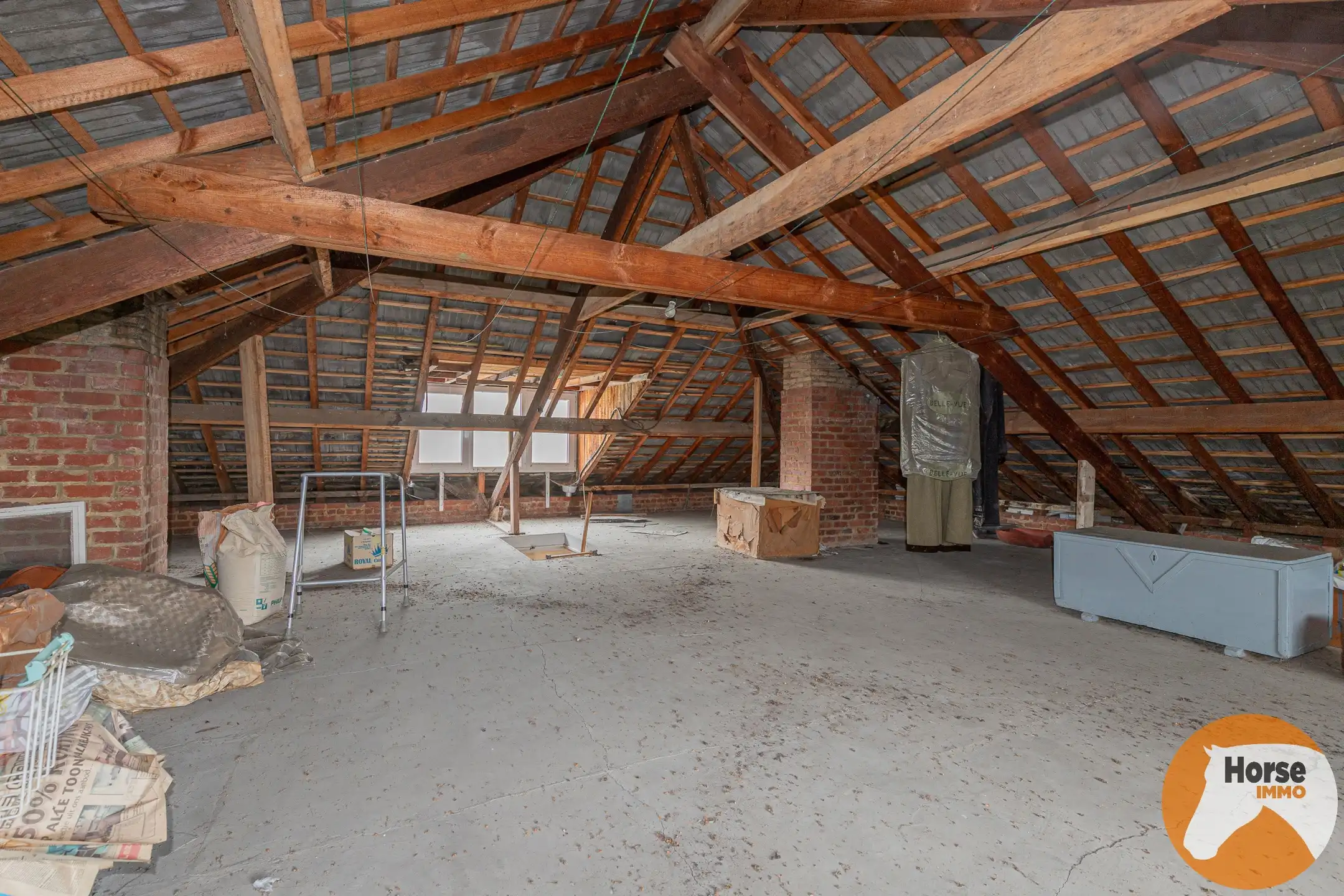 HERZELE - Vrijstaande woning in een landelijke omgeving foto 15