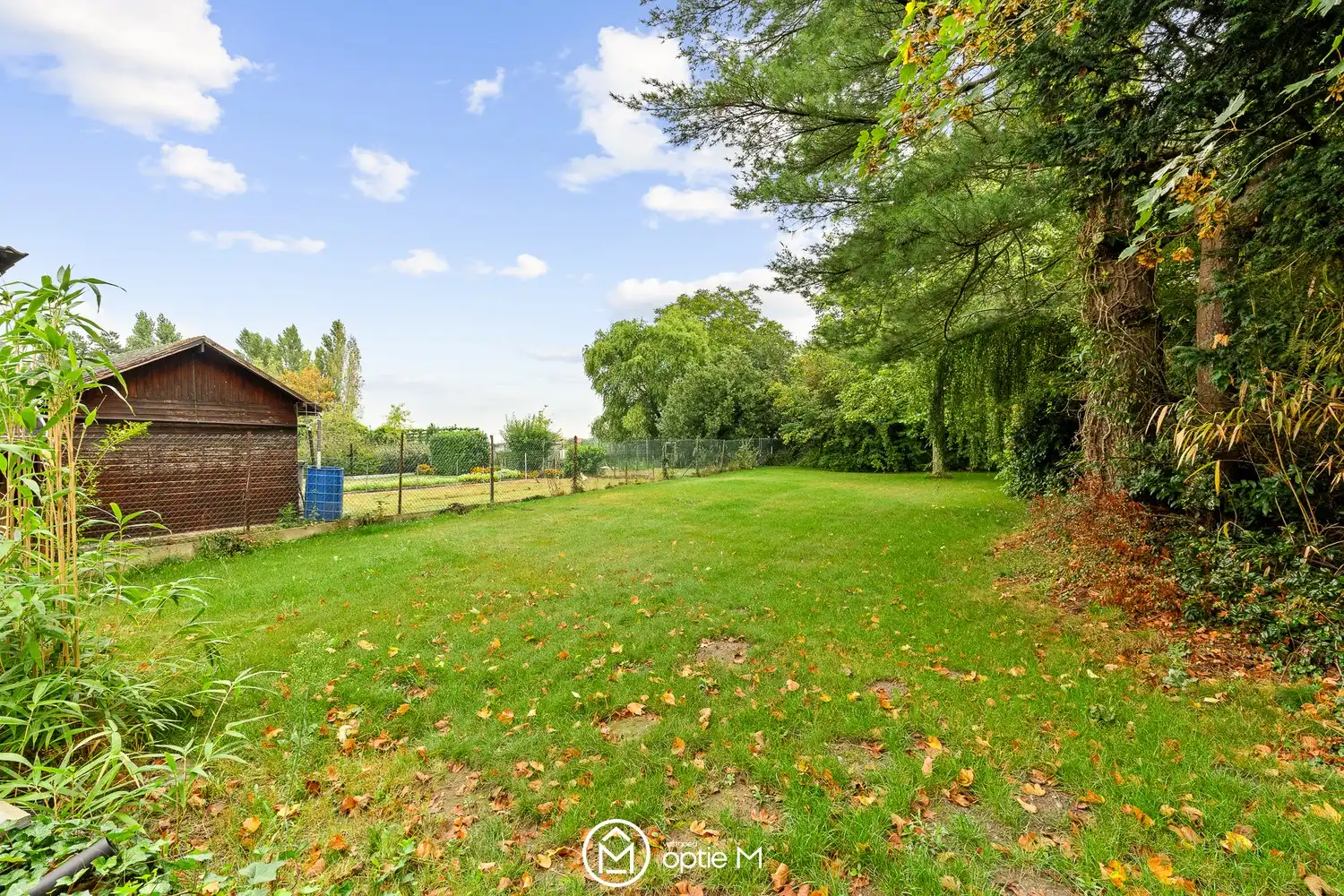 VERRASSEND RUIME HALFOPEN WONING MET 361 M², 5 SLAAPKAMERS EN TAL VAN MOGELIJKHEDEN foto 16