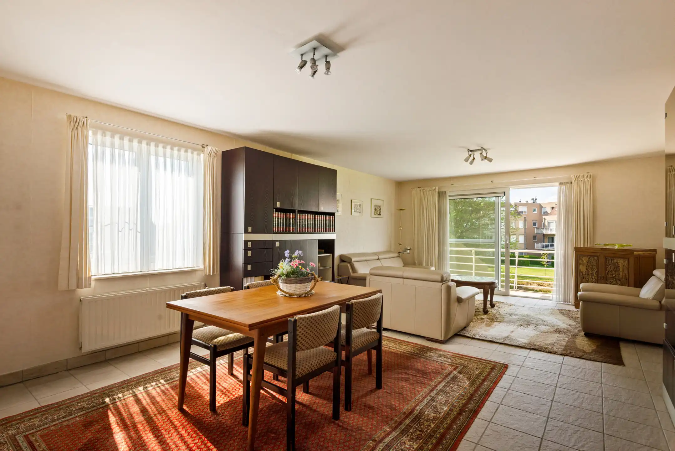 Ruim en energiezuinig 2-slk-appartement met zonnig terras foto {{pictureIndex}}