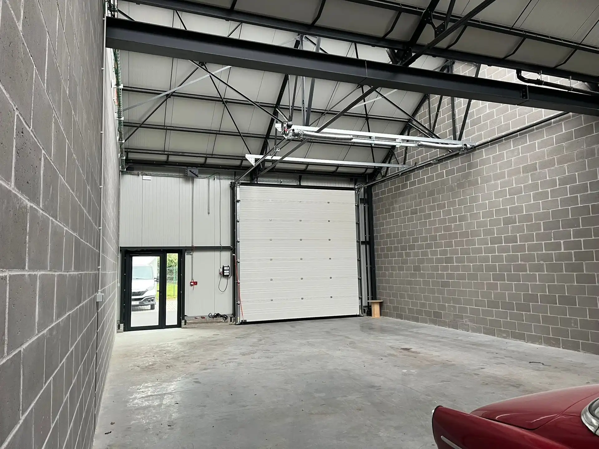 Gunstig gelegen magazijn van 124m² foto 3