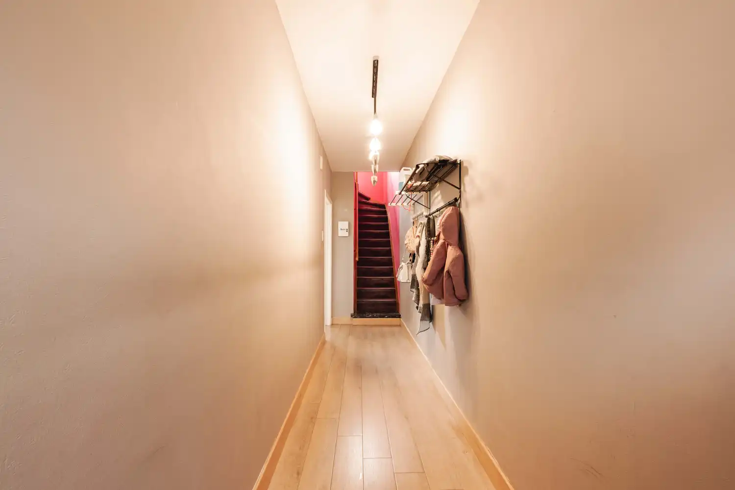 Woning dichtbij het centrum van Meulebeke. foto 3