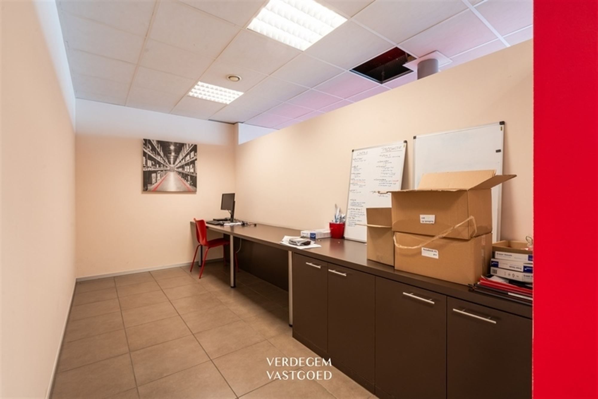 Handelsgelijkvloers van 264m² met hoge visibiliteit en goed rendement foto 9