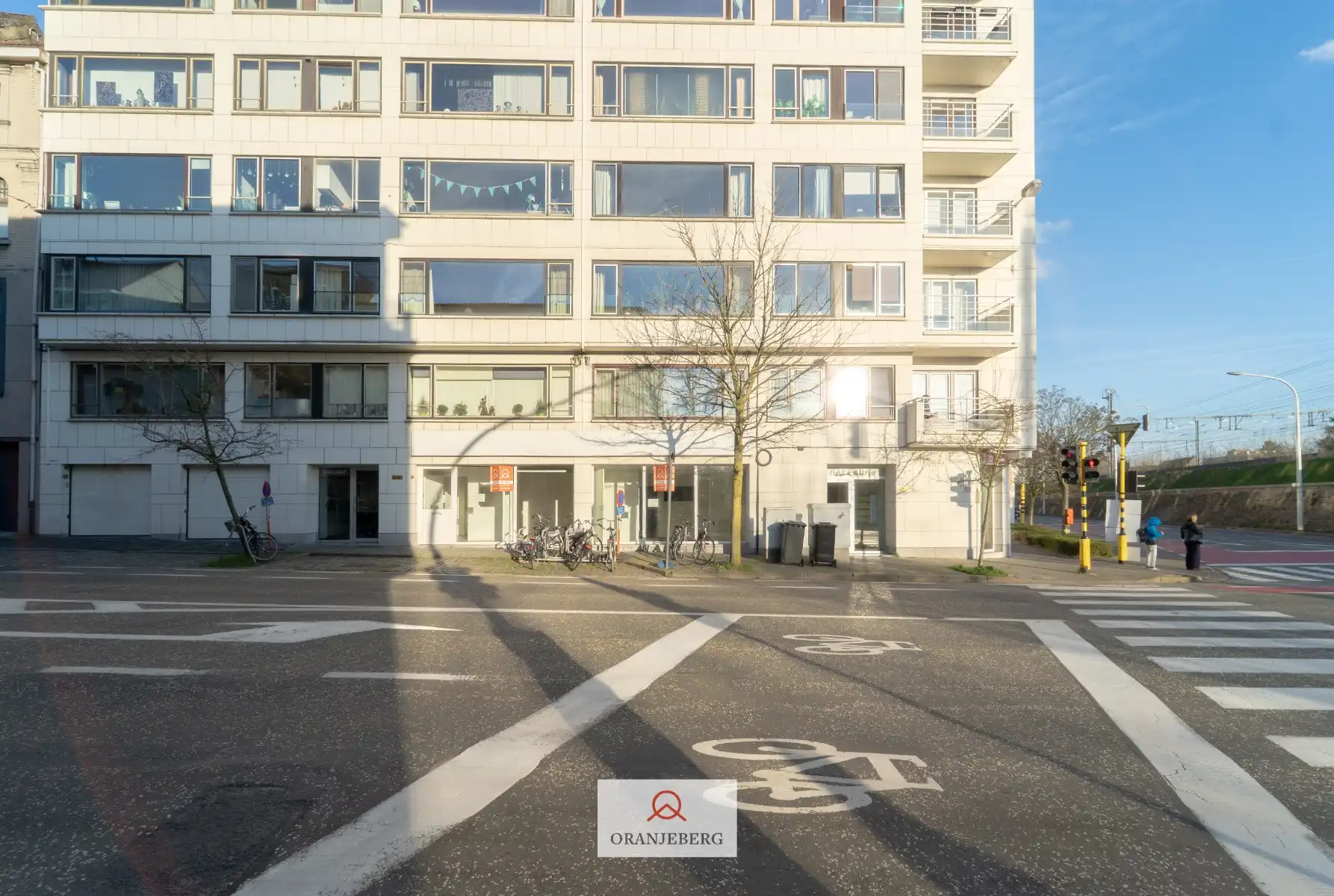 Energiezuinig handelspand op commerciële ligging foto 2