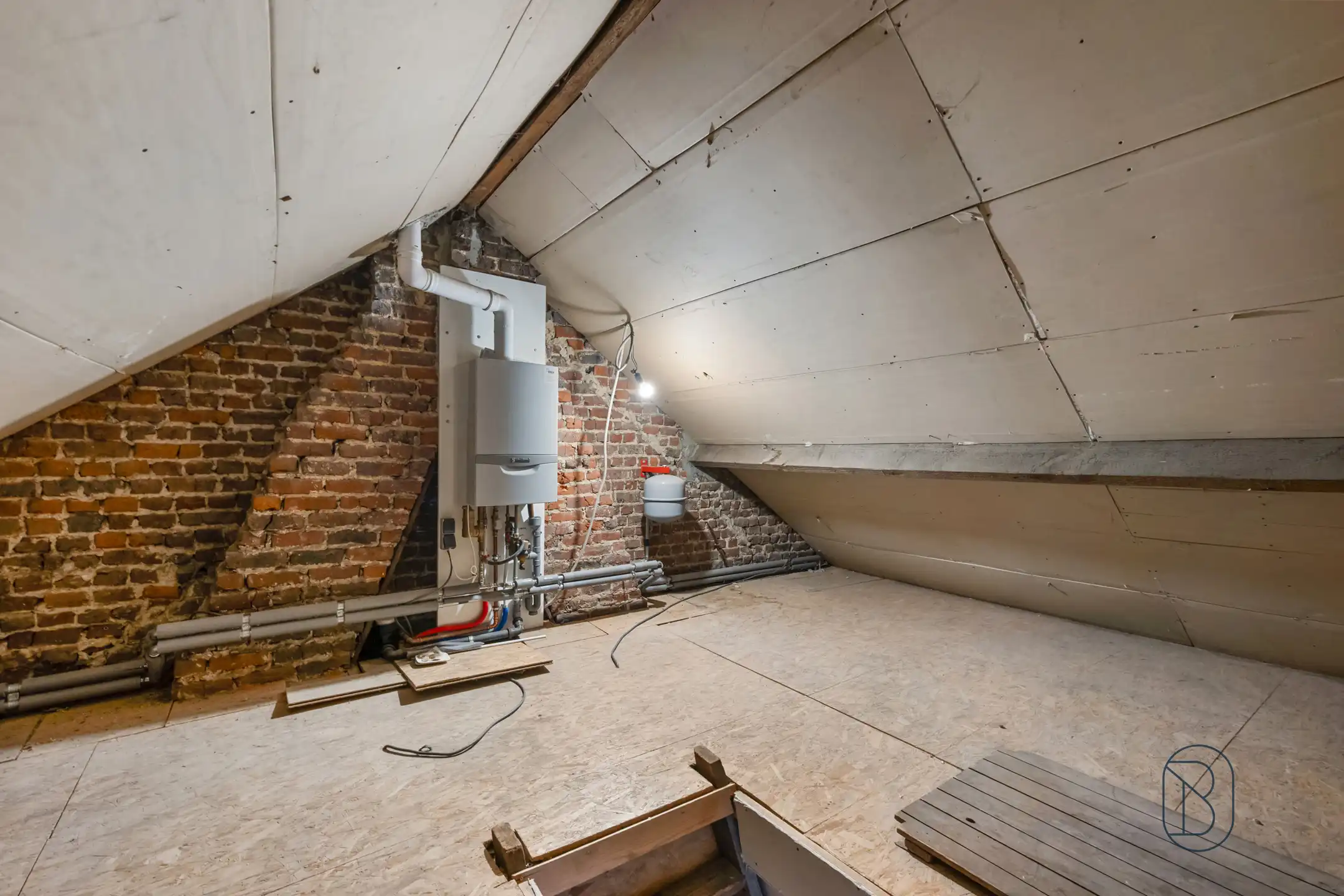 Topgelegen karaktervolle woning met 3 SLK en leuke stadstuin foto 18