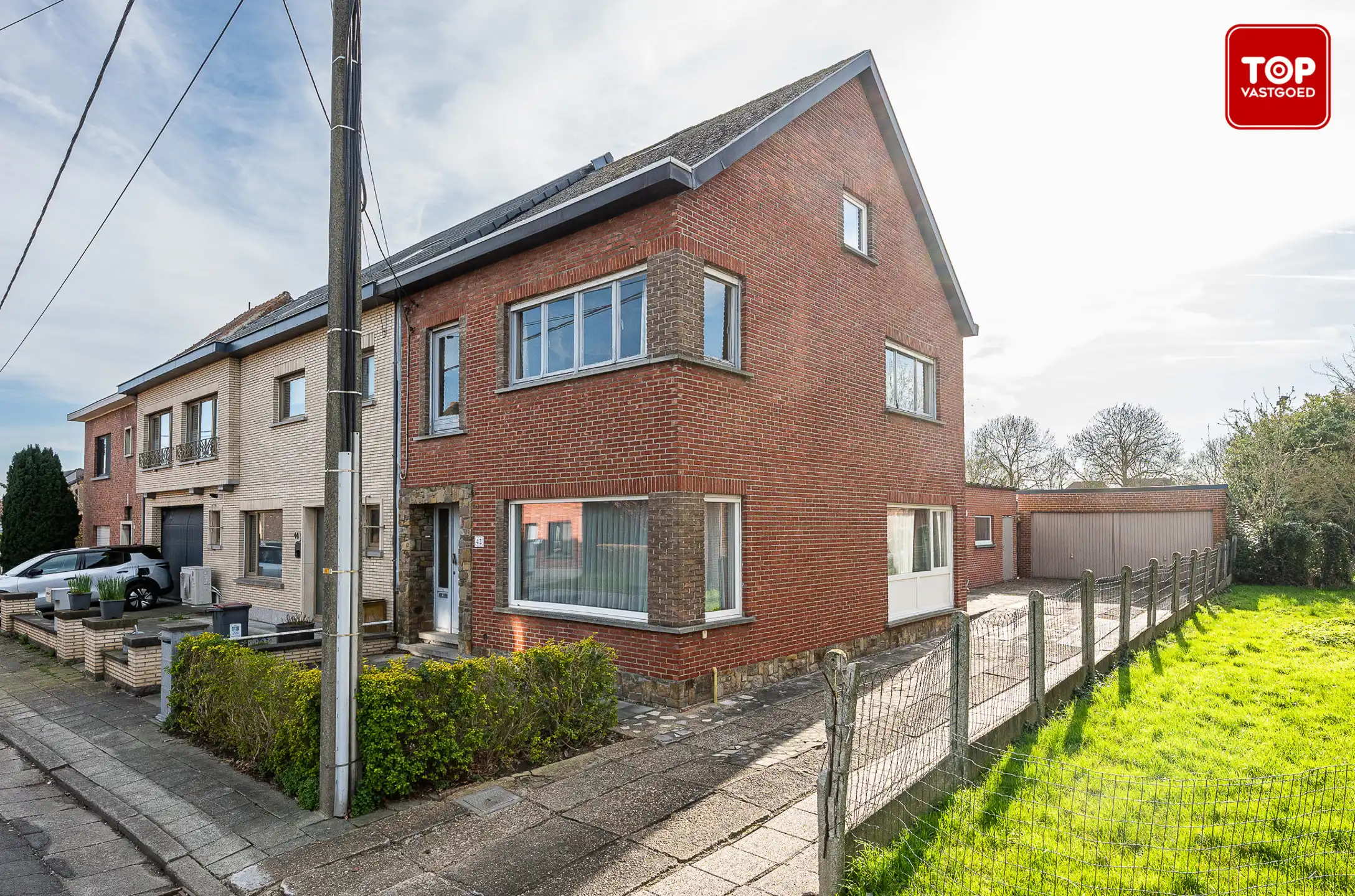 Hoofdfoto van de publicatie: HOB met 3 slaapkamers en tuin