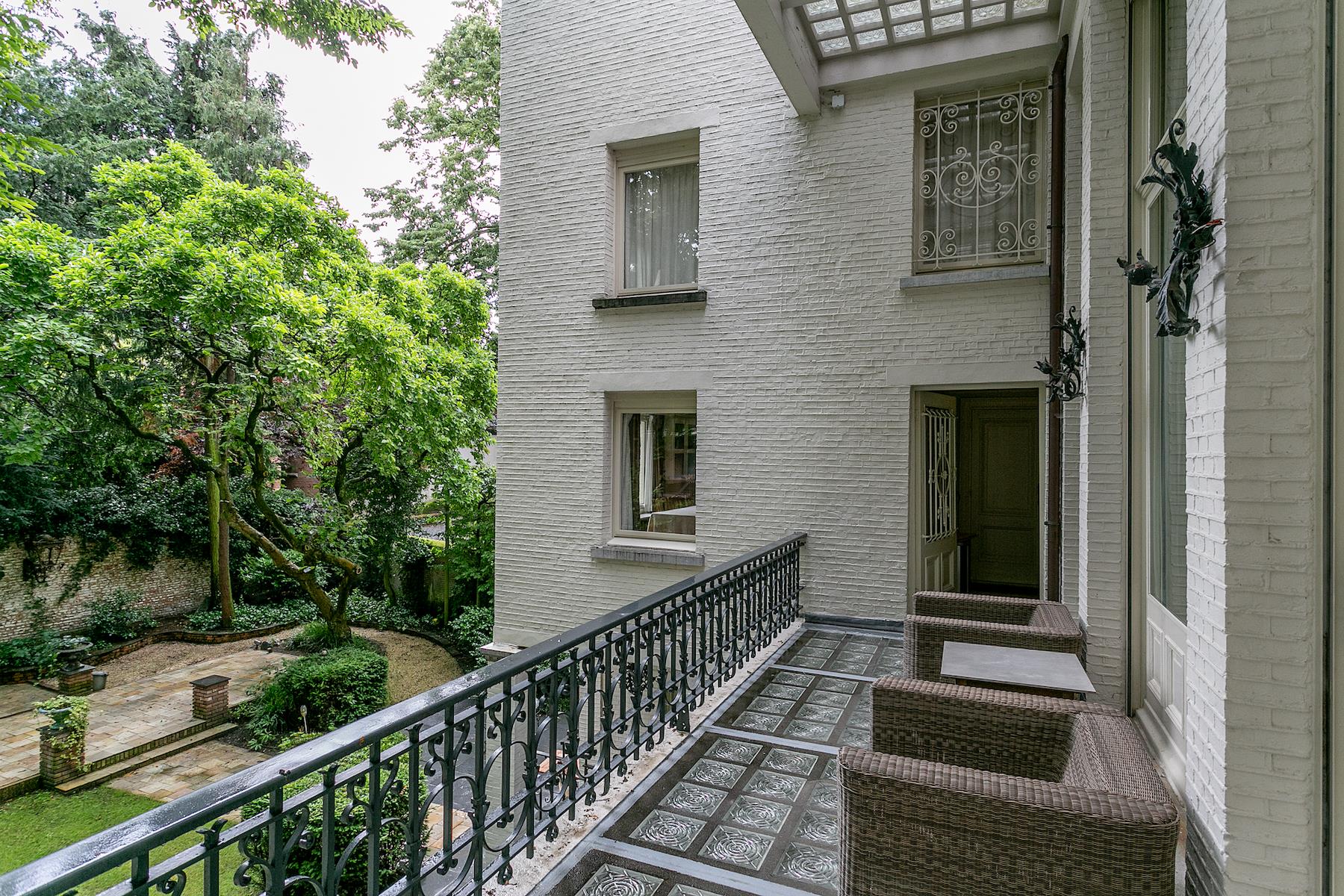 ANTWERPEN-STADSPARK - Historisch stadspaleis met omvangrijke en rustige tuin foto 29