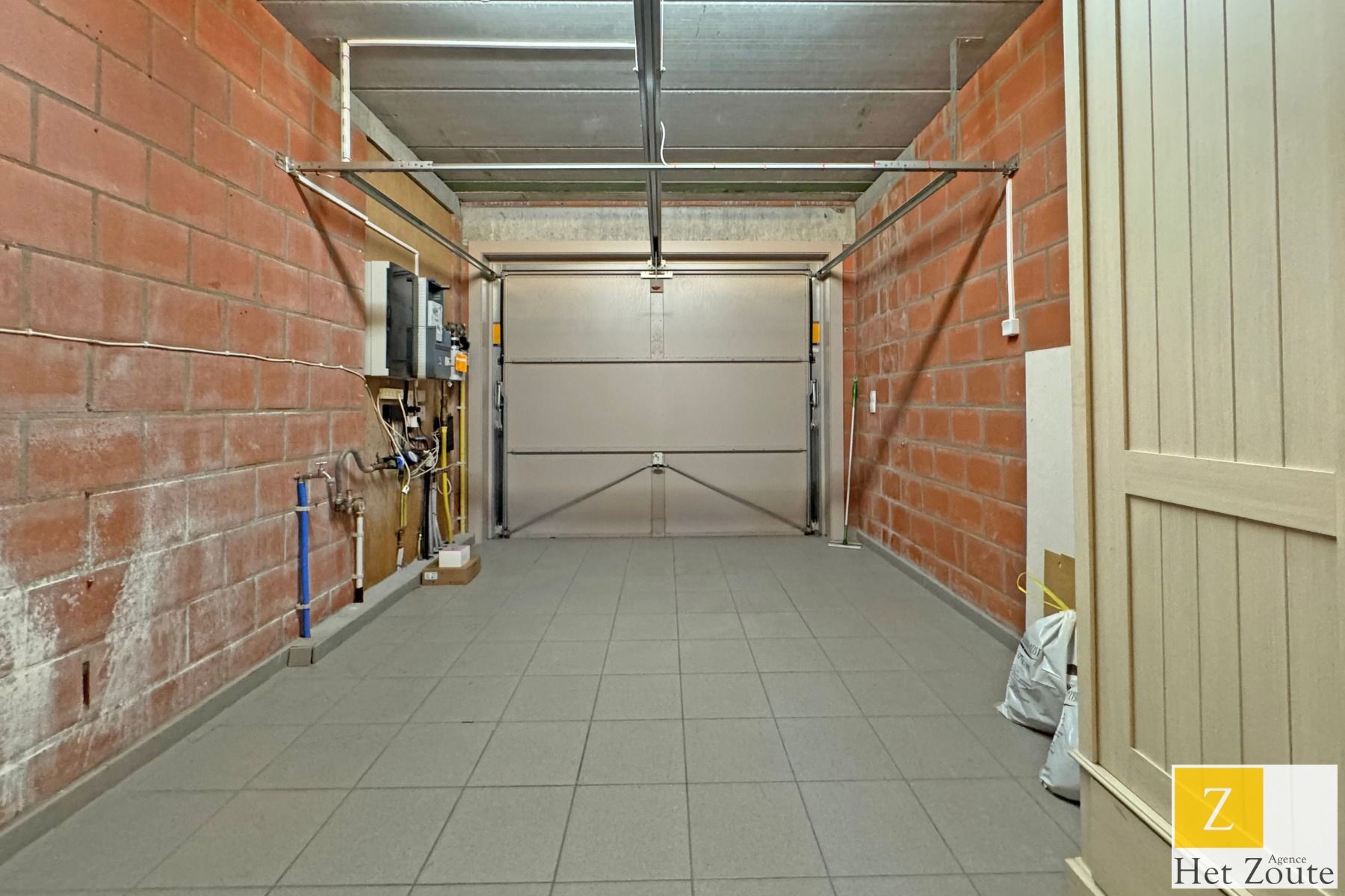 Opgefriste woning met tuin in het hartje van Ramskapelle foto 22