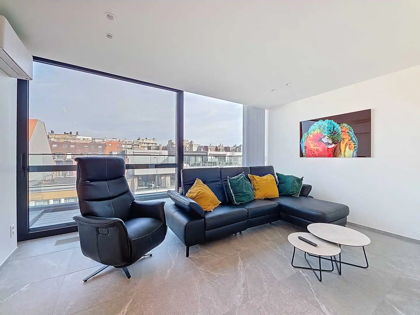 luxueus duplexappartement met 2 terrassen foto 4