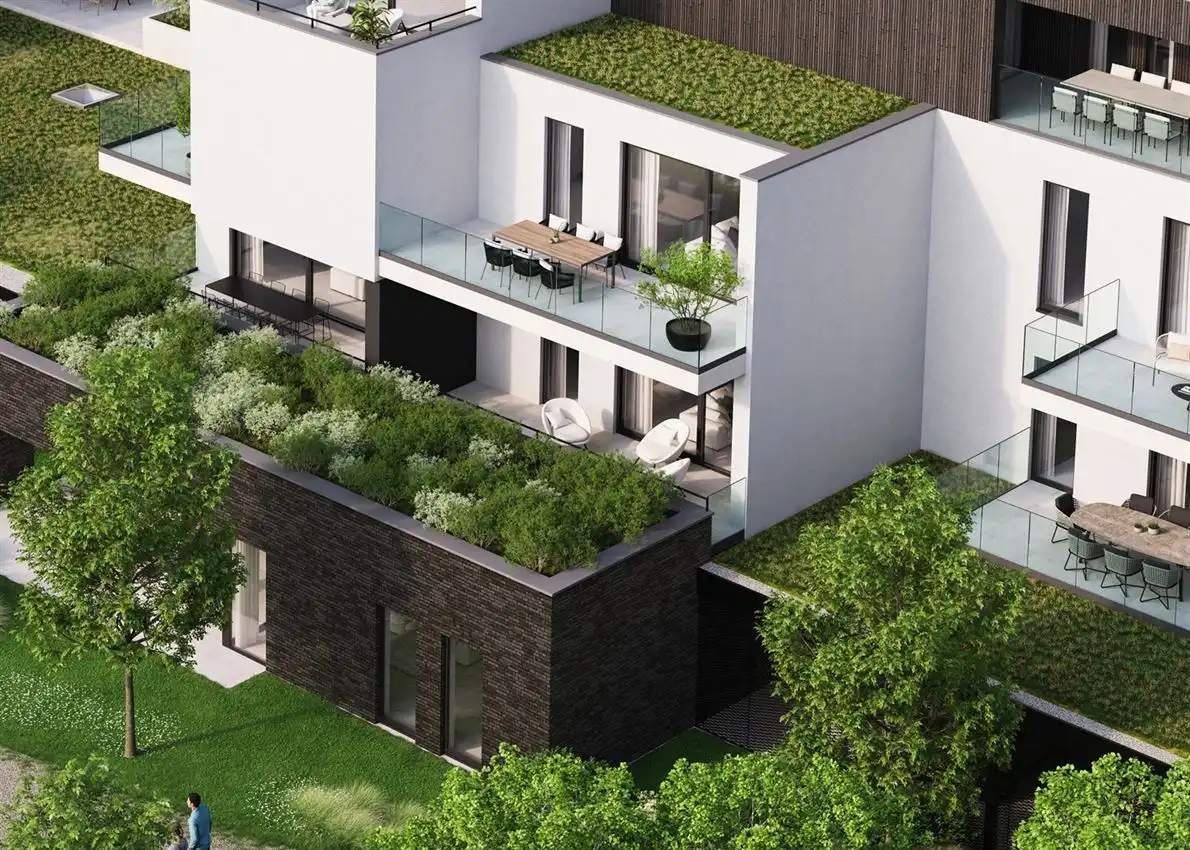 Ruim appartement met overdekt terras en 2 slk. foto {{pictureIndex}}