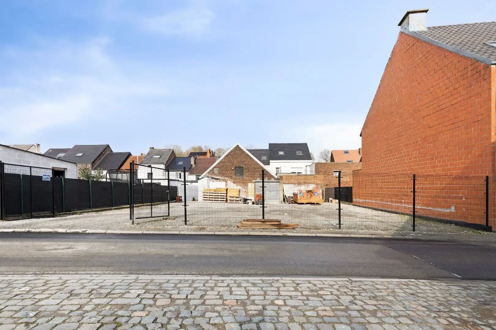 Bouwgrond voor halfopen bebouwing met vergunning foto 3