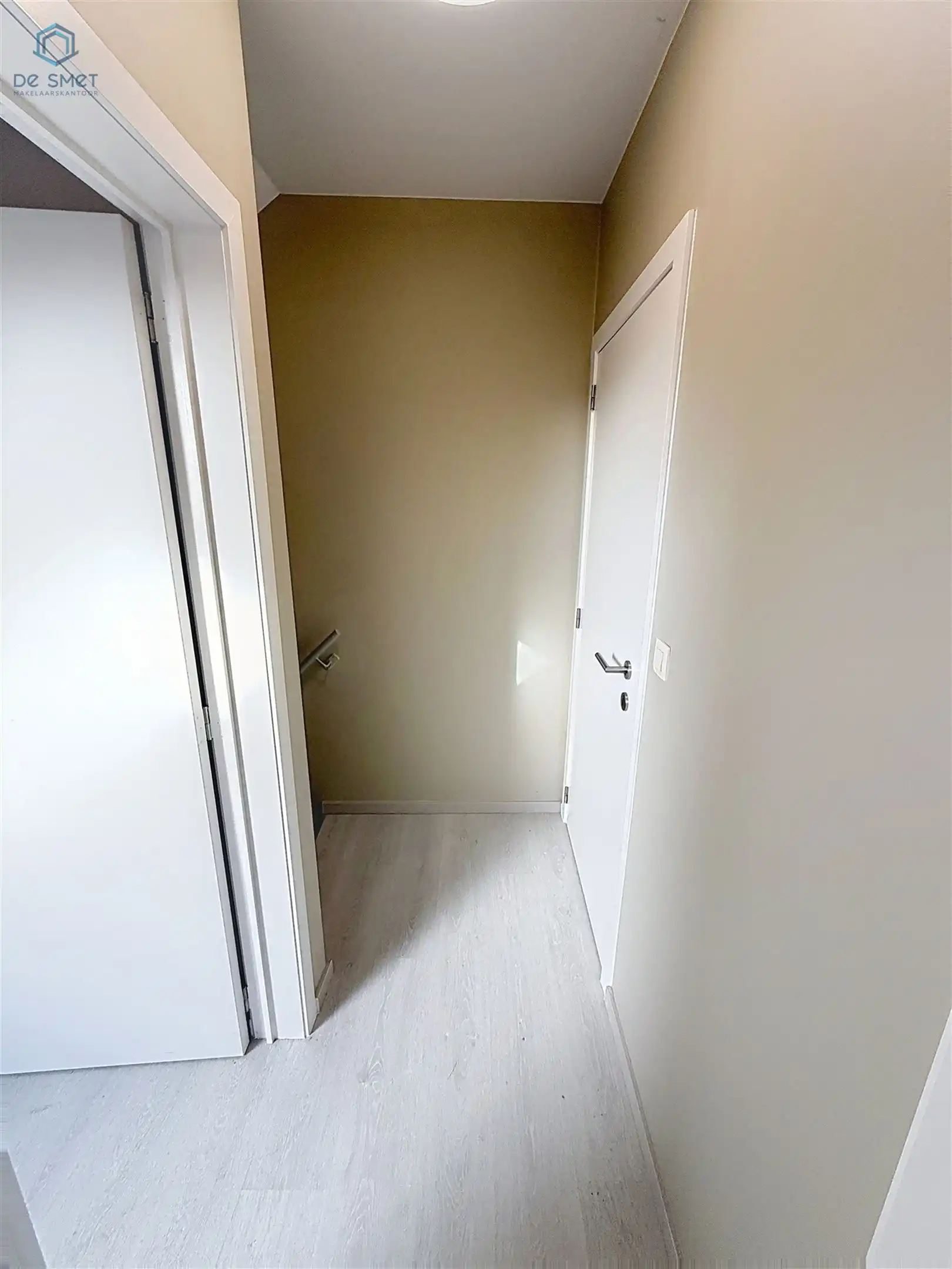 Instapklaar duplex appartement met 2 slaapkamers in hartje Brakel foto 13