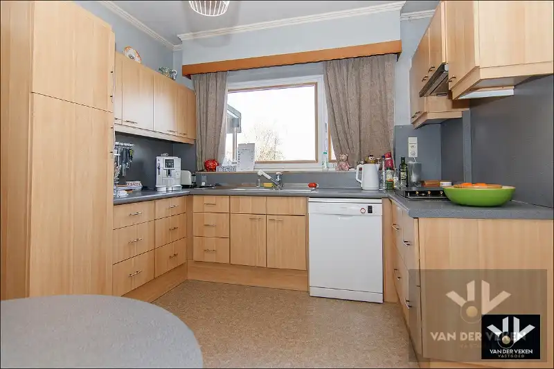 RUIME GEZINSWONING MET 4 SLAAPKAMERS foto 7