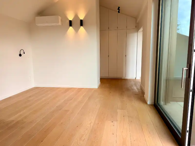 PENTHOUSE SERVICEFLAT MET 3 SLPK, 2 BADK, 2 TERRASSEN foto 15