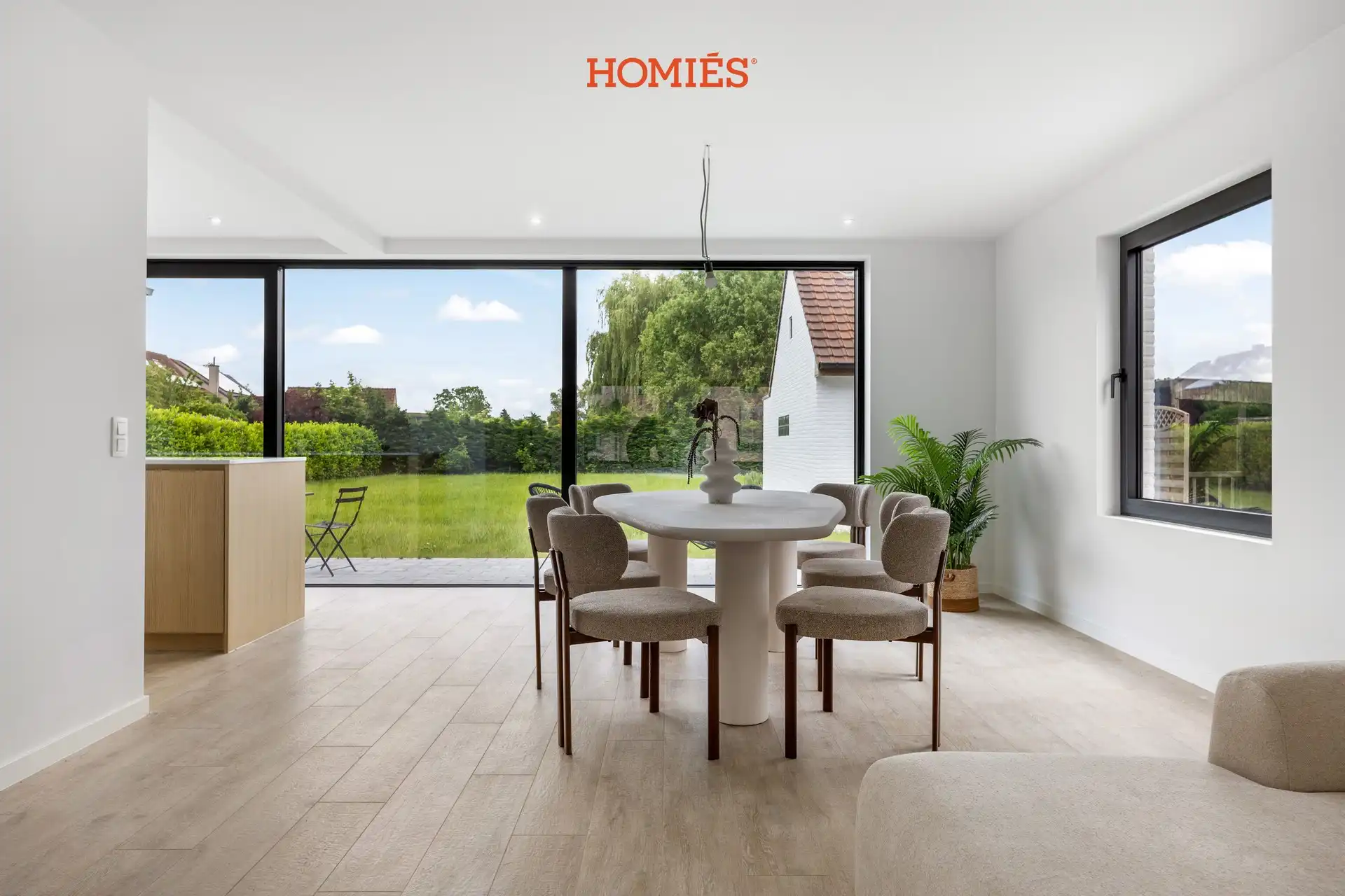 Volledig gerenoveerde woning met 4 slaapkamers foto 9