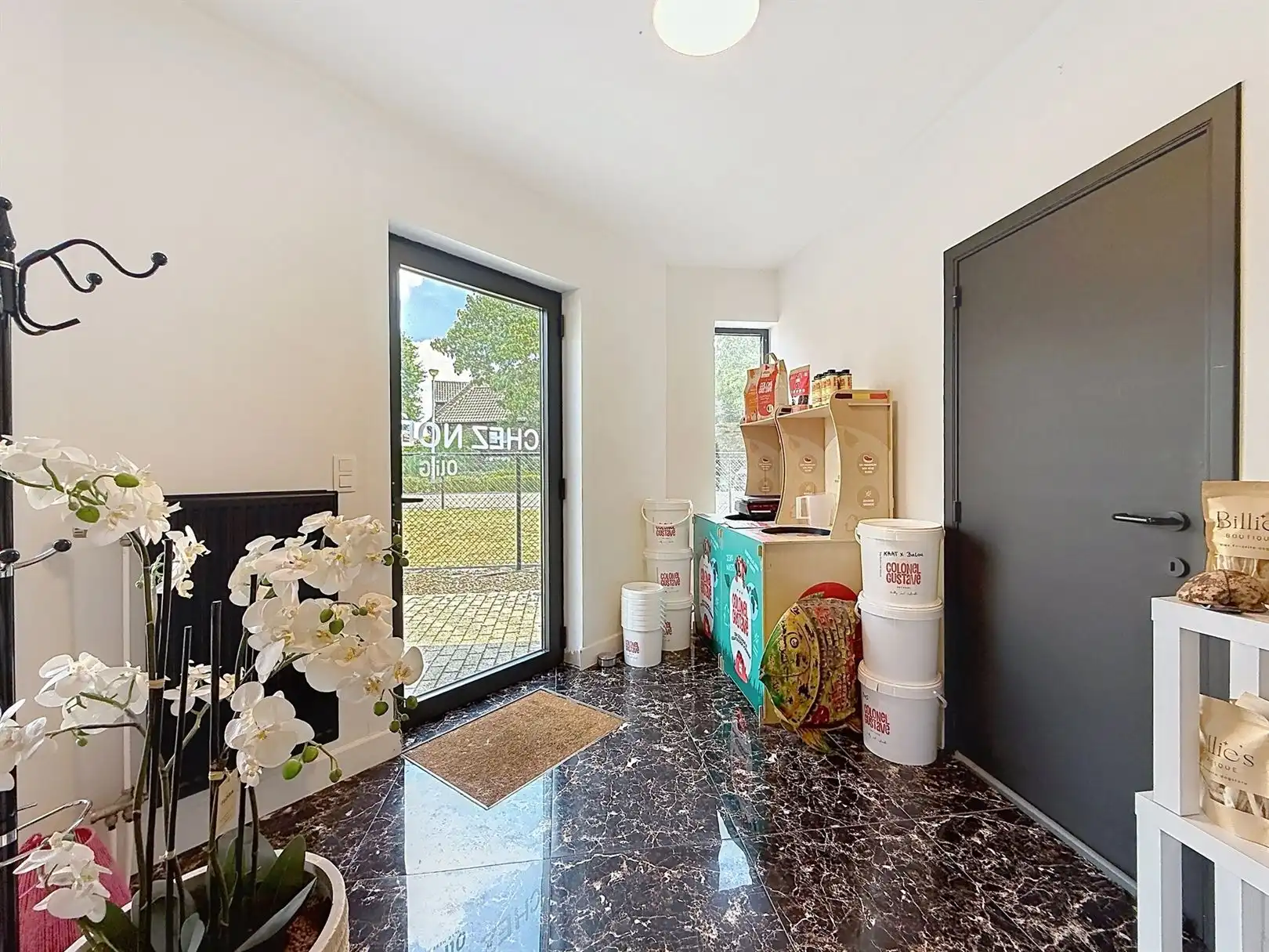 Huis met praktijkruimte, 4 slpks,  2 bdks, 10a 34ca foto 8
