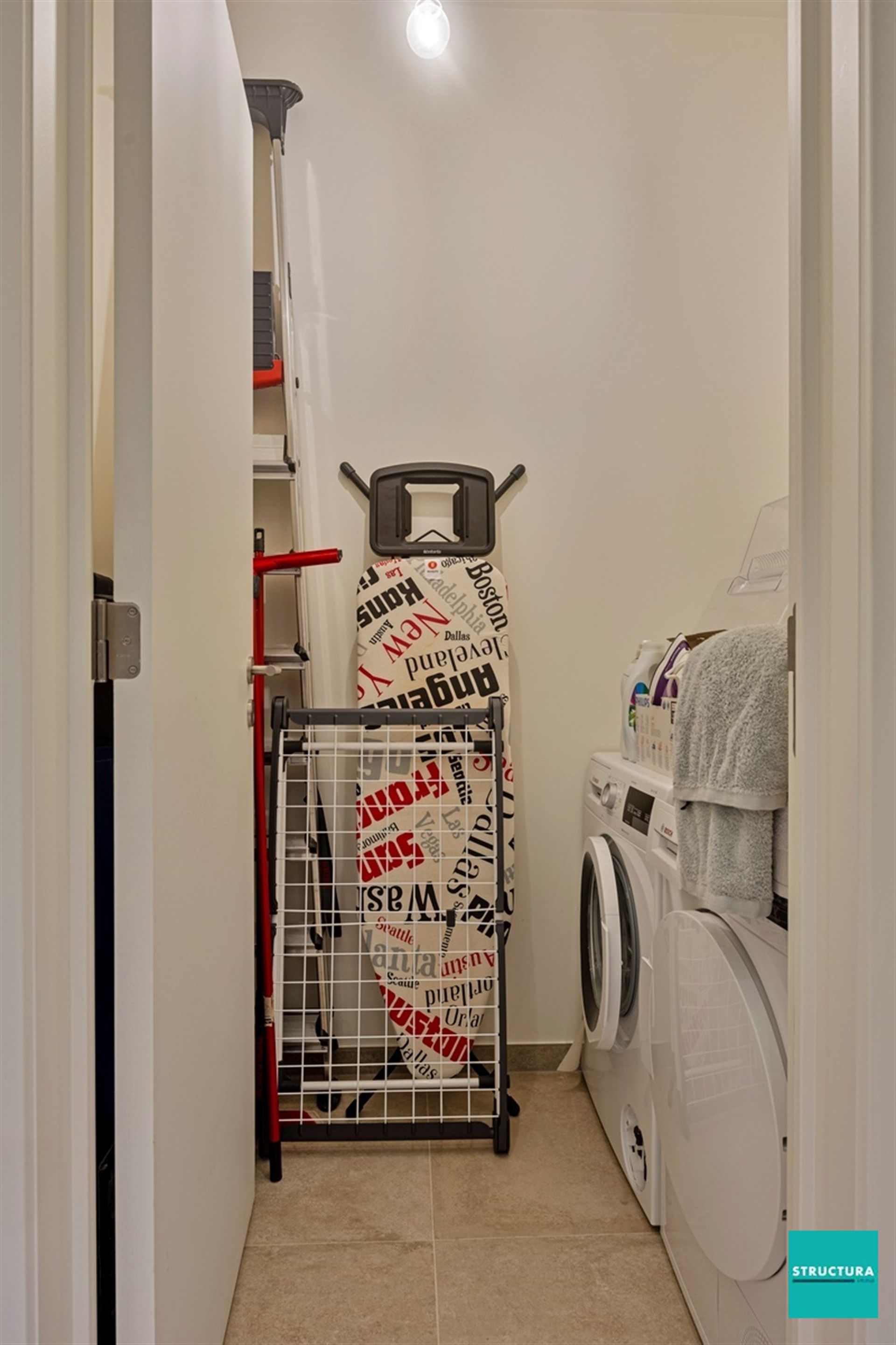 Prachtig eigentijds appartement met een historisch accent  foto 14