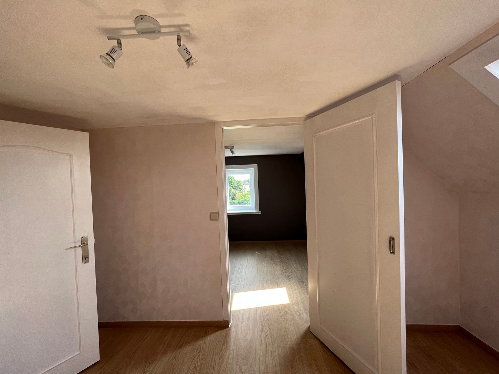  ruime woning in Aalter met grote tuin en garage foto 5