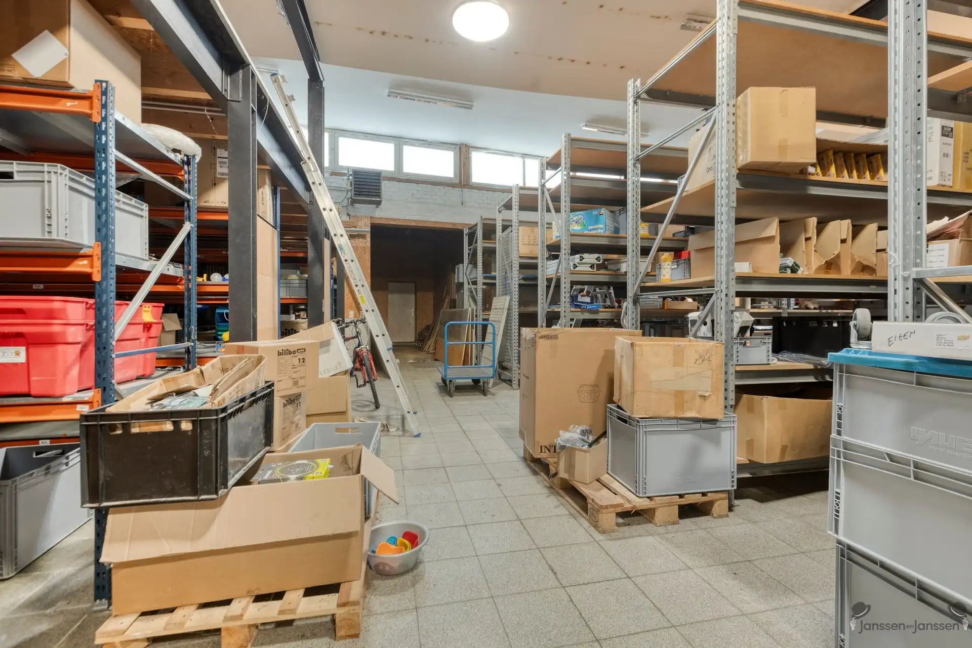 Commercieel handelspand op toplocatie in Hasselt foto 4