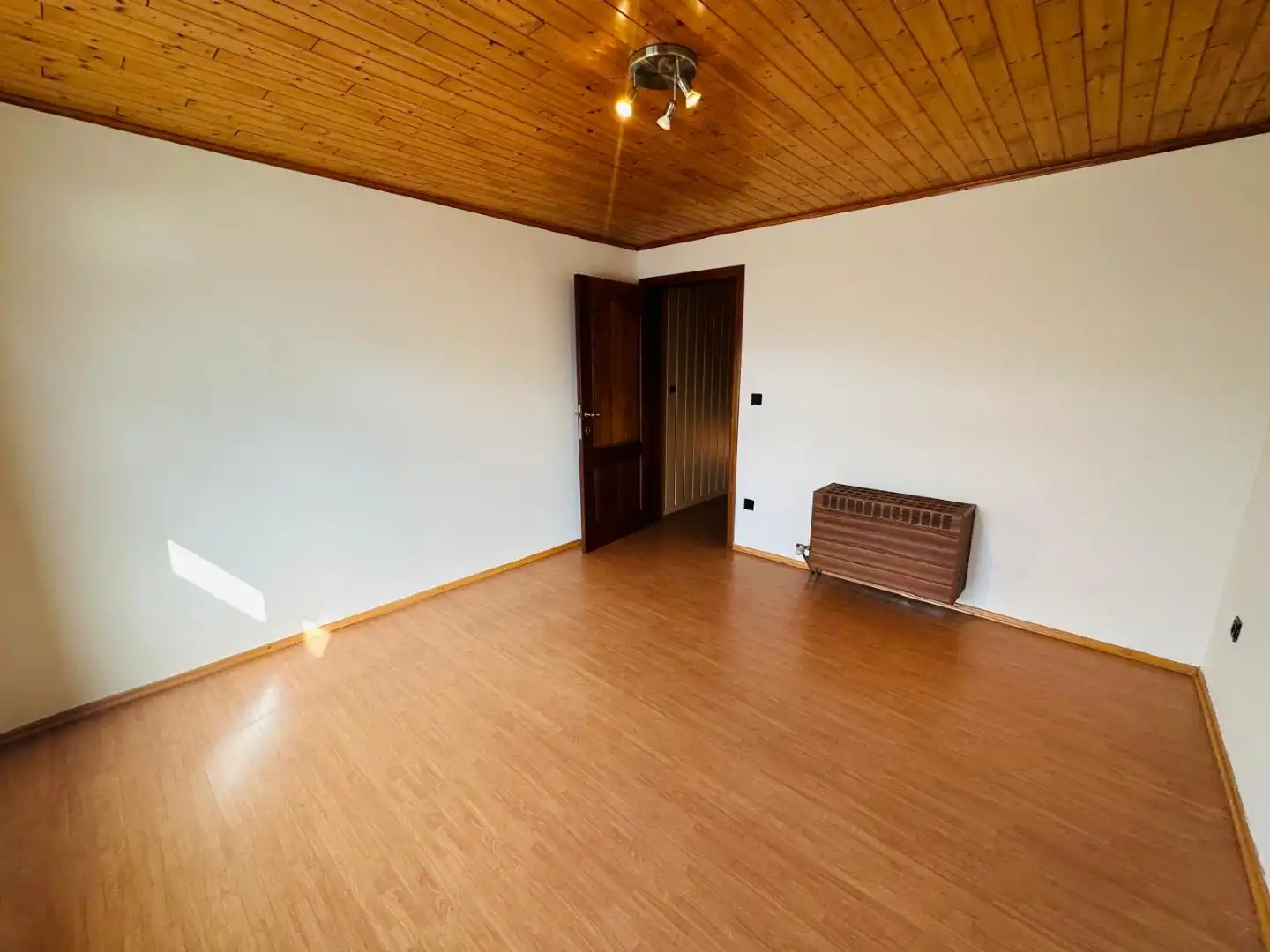 Eigentijdse vrijstaande woning te Peer foto 13