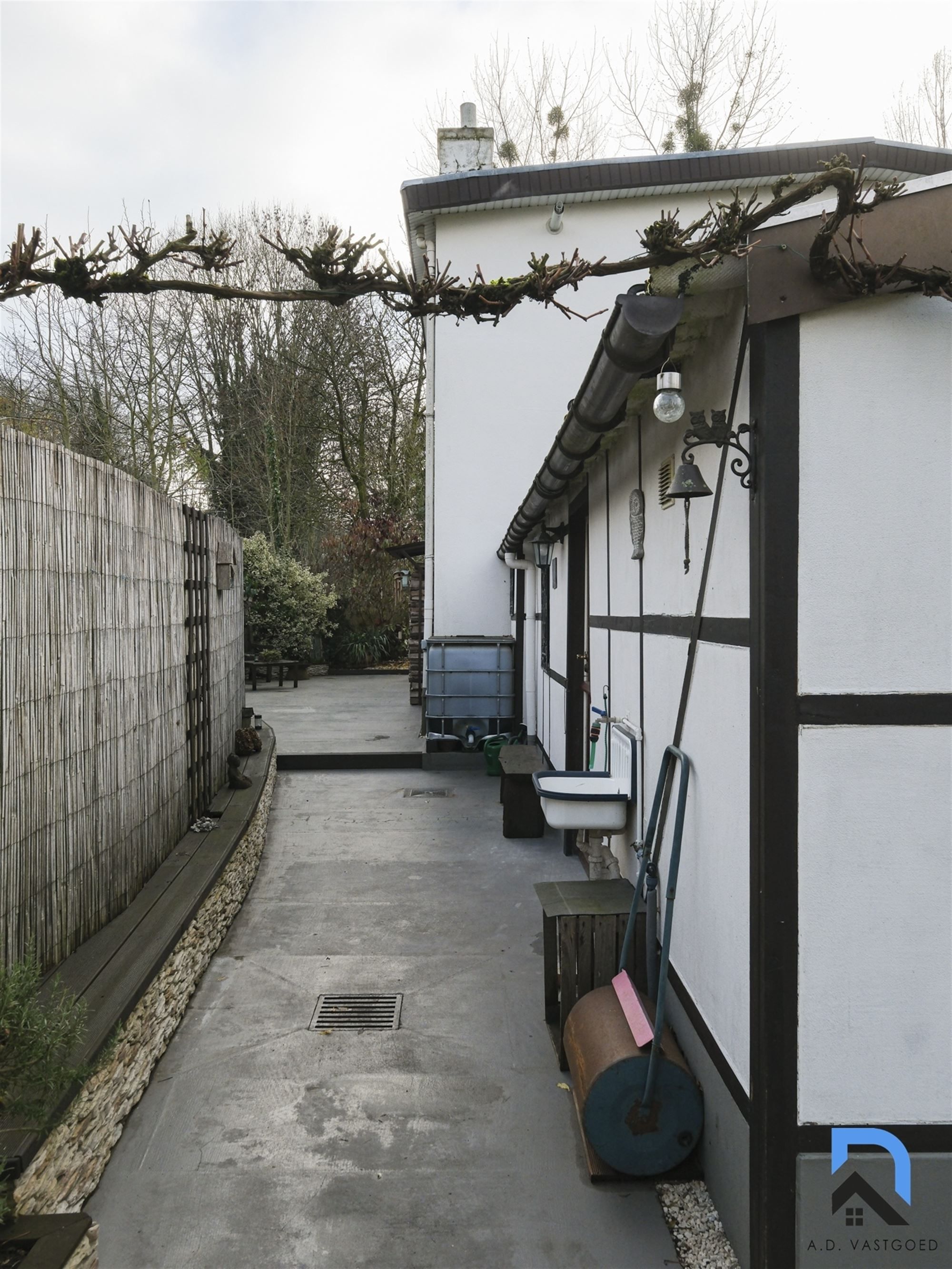 Mooie woning in het groen foto 34